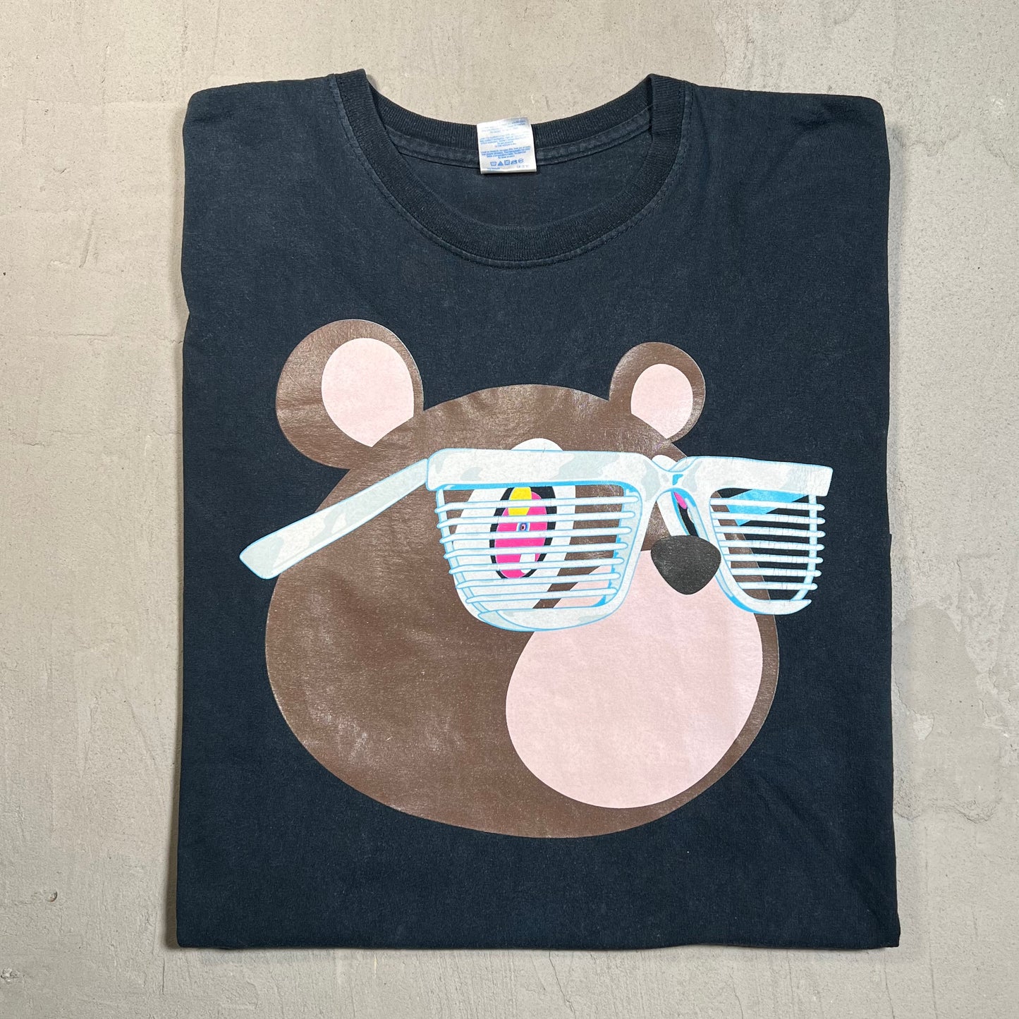 2007 Kanye West Glow In Dark Big Bear Black Tour Tee Size XL USED x17782