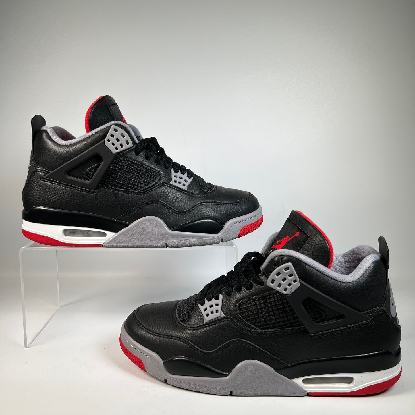 Jordan 4 Bred Reimagined (2024) Size 10.5 USED s23081
