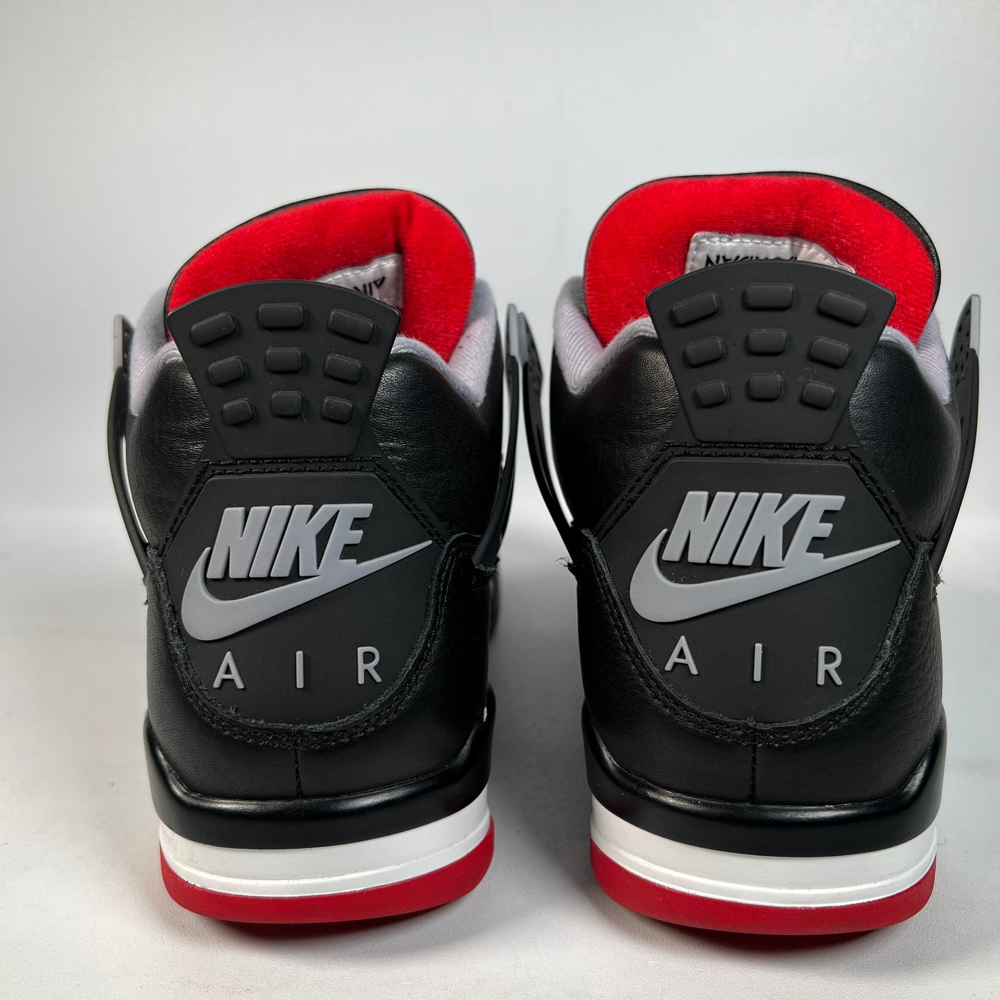 Jordan 4 Bred Reimagined (2024) Size 10.5 USED s23081