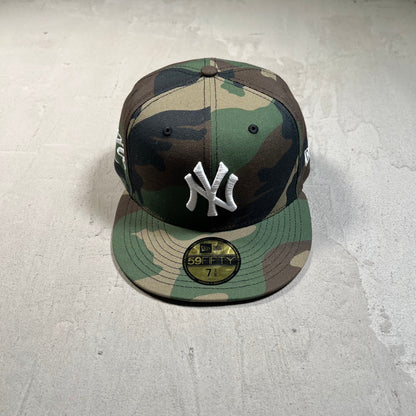 Supreme New York Yankees New Era Woodland Camo Fitted Hat Size 7 3/8 USED x177689