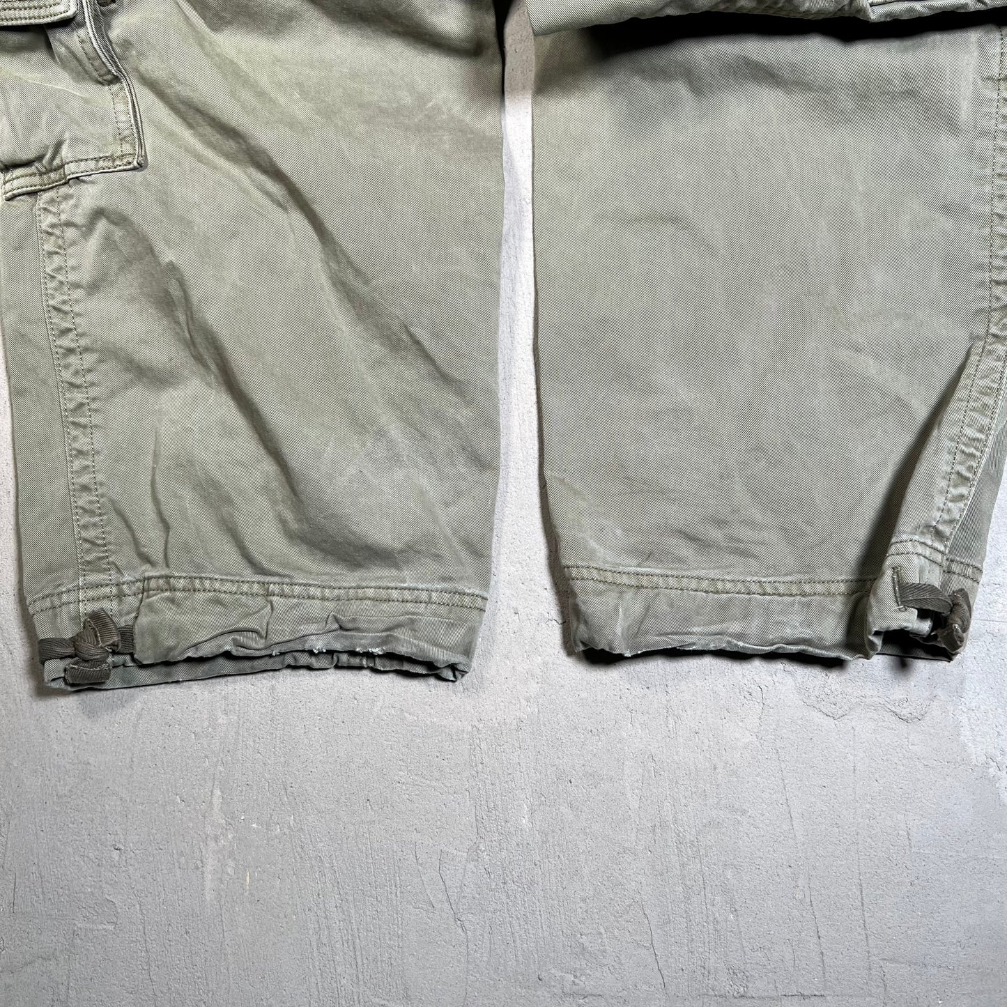Y2K Abercrombie and Fitch Olive Green Heavyweight Cargo Pants Size 32 USED v19676