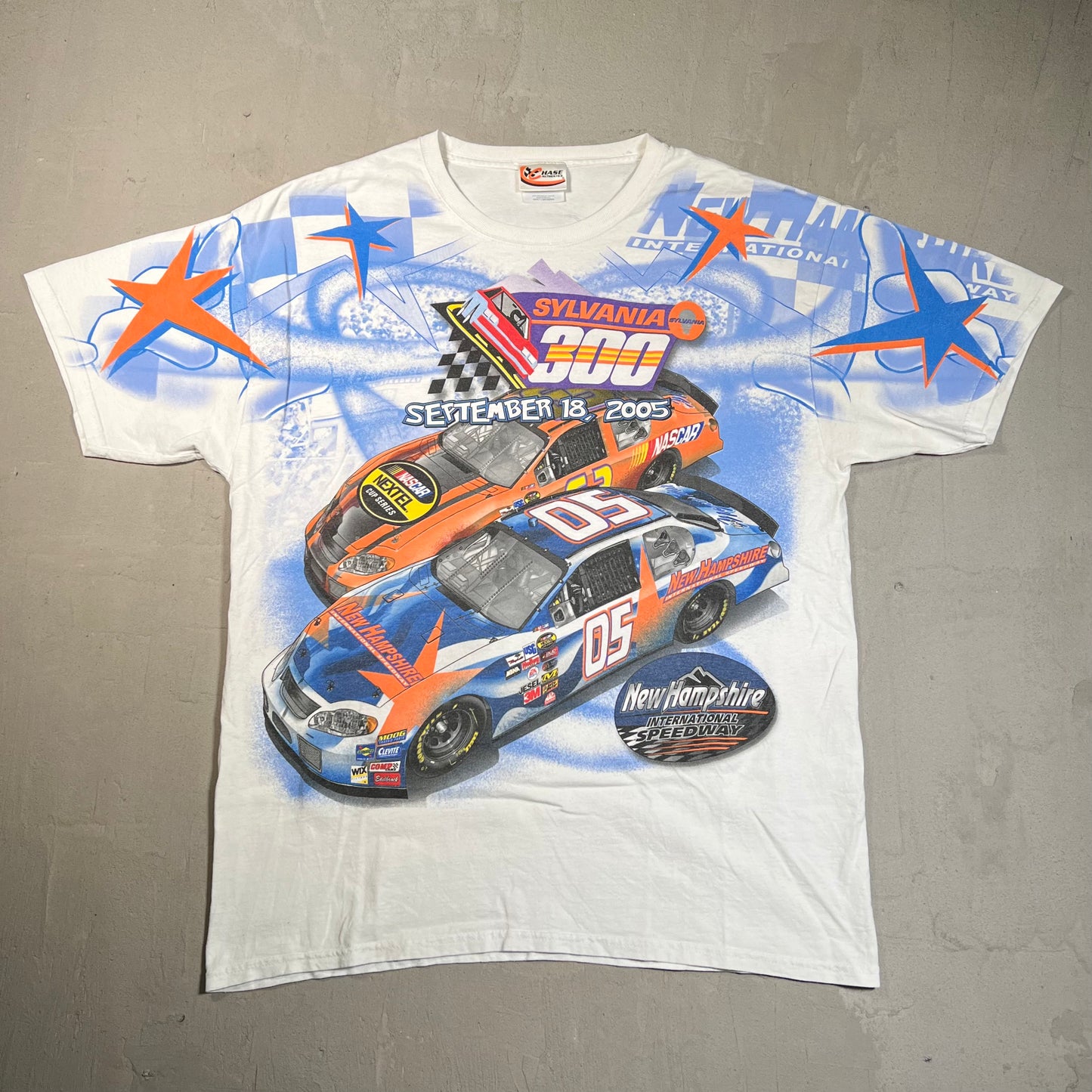 2005 Nascar "Miracle Mile" AOP White Tee Size Large USED v19675