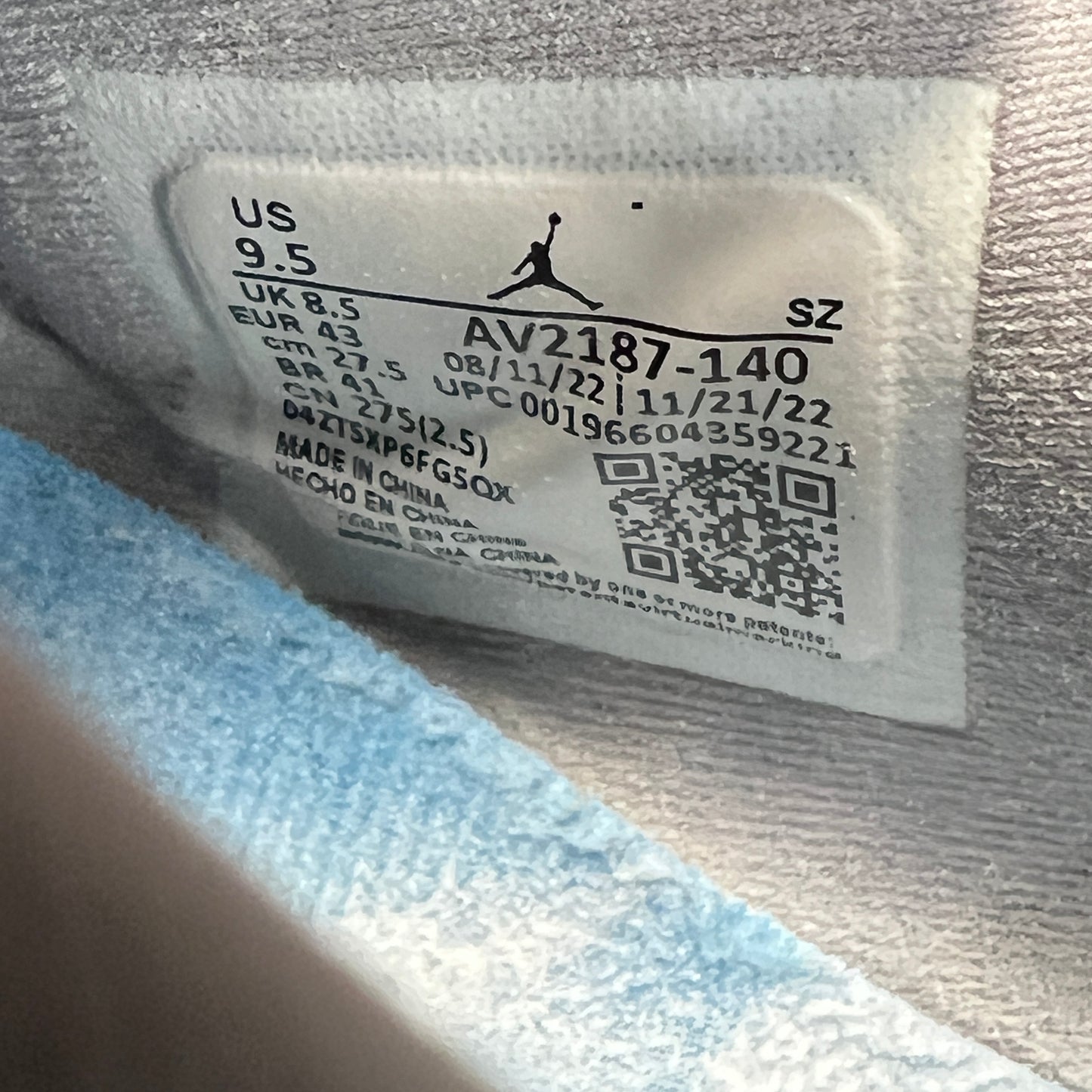 Jordan 11 Low Cement Grey (2023) Size 9.5 USED s23168