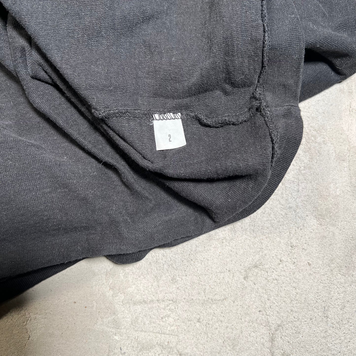 Yeezy Bully Longsleeve Black Size 2 USED x17801