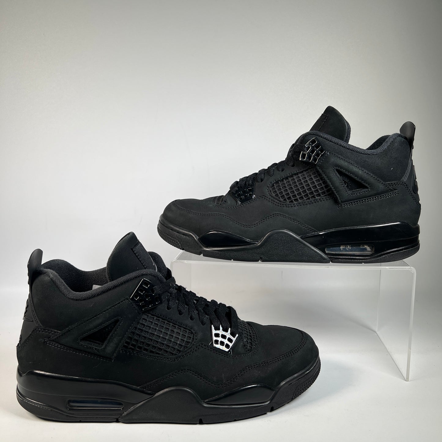 Jordan 4 Black Cat (2025) Size 10 USED s23170