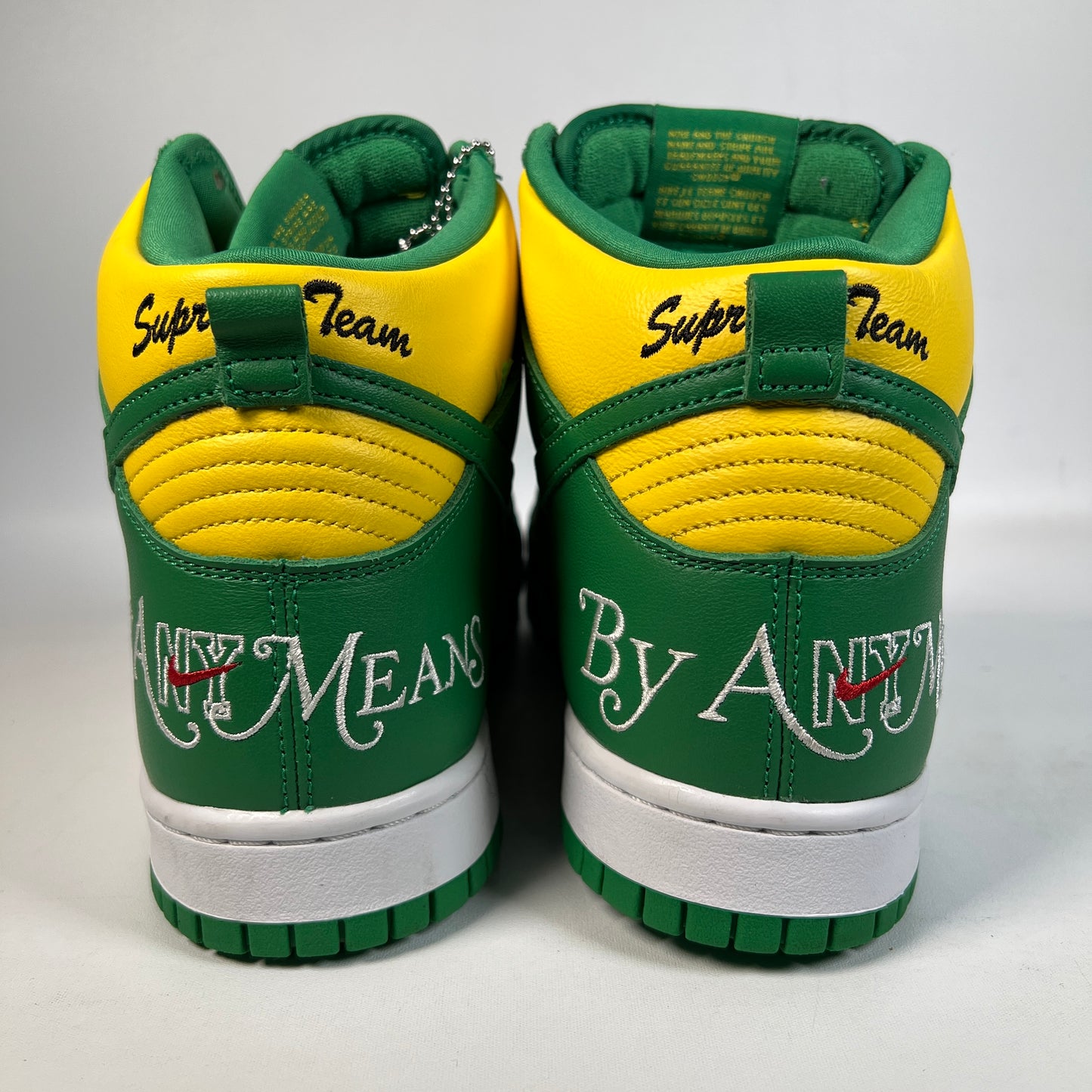 Nike SB Supreme By Any Means Brazil (2022) Size 10 USED s23104