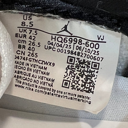 Jordan 1 Low Chicago (2025) Size 8.5 USED s23164