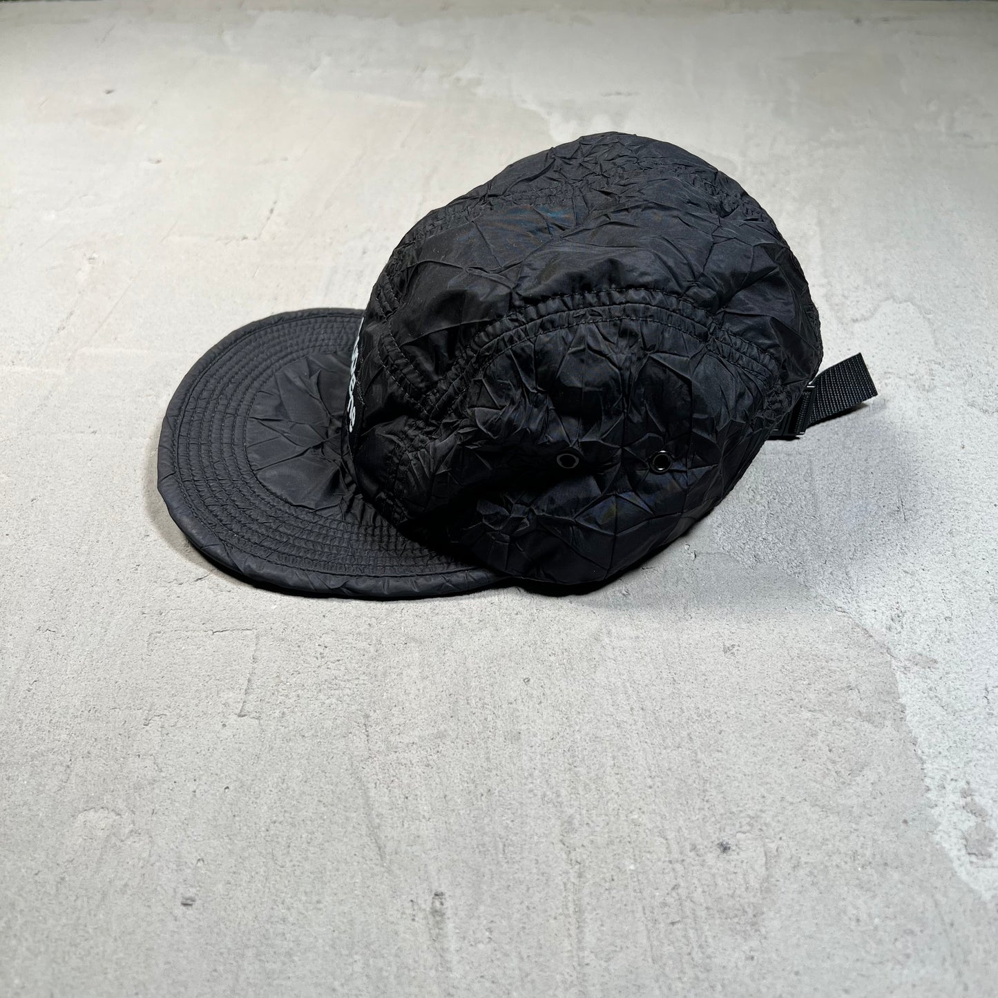 Supreme Wrinkled Nylon Black Camp Cap USED x17820