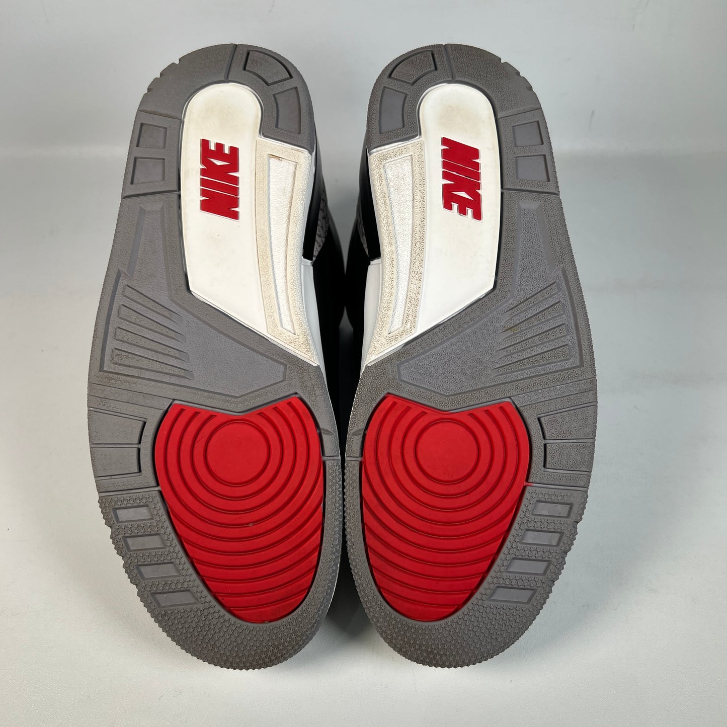 Jordan 3 Black Cement (2024) Size 10 USED s23099