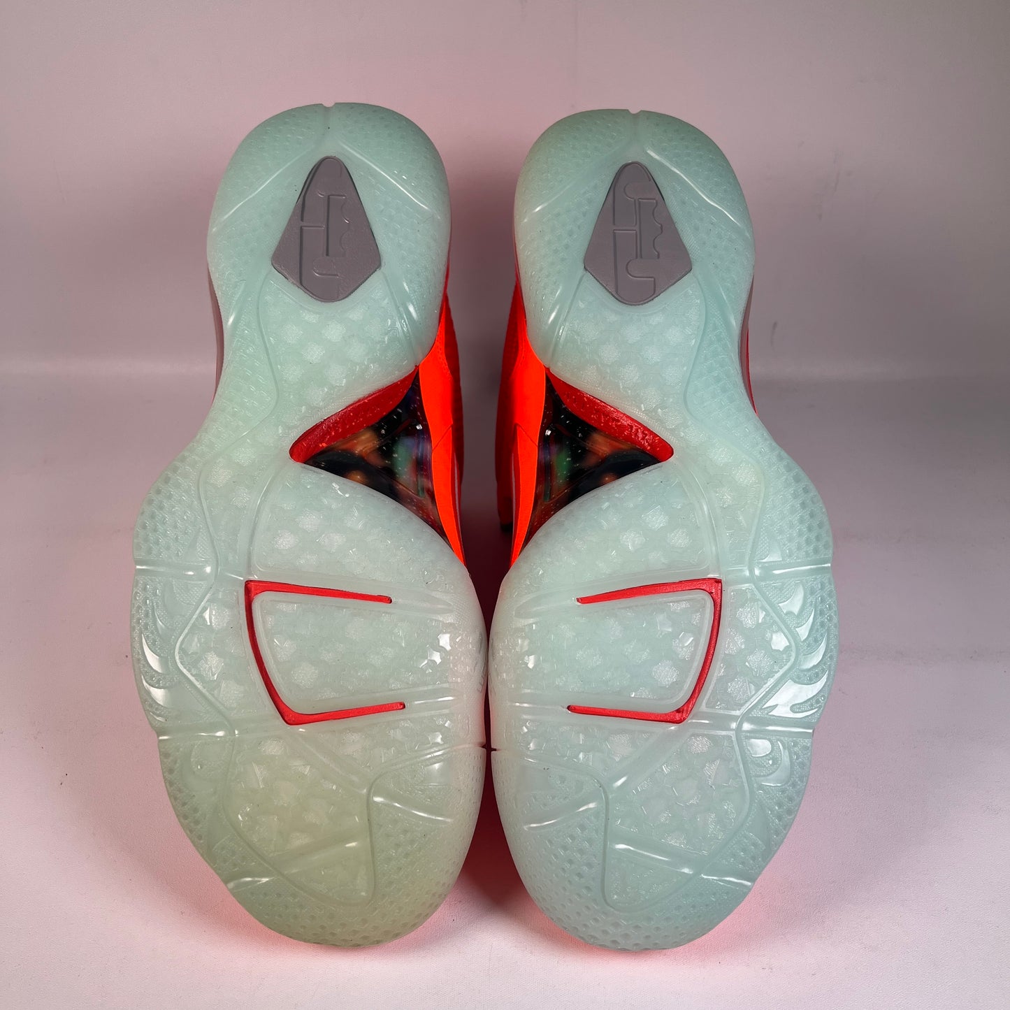 Lebron 9 Big Bang (2022) Size 11 NEW s23221