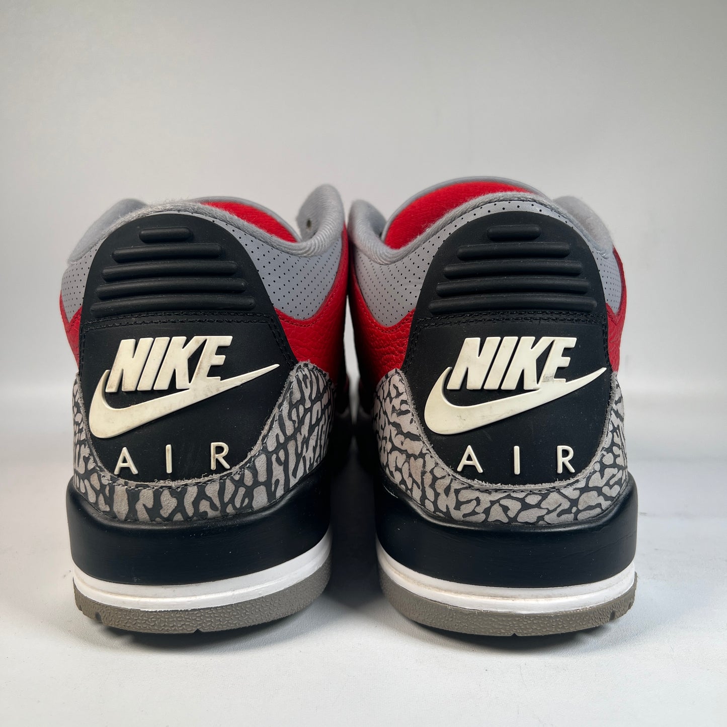 Jordan 3 Unite (2020) Size 13 USED s23137