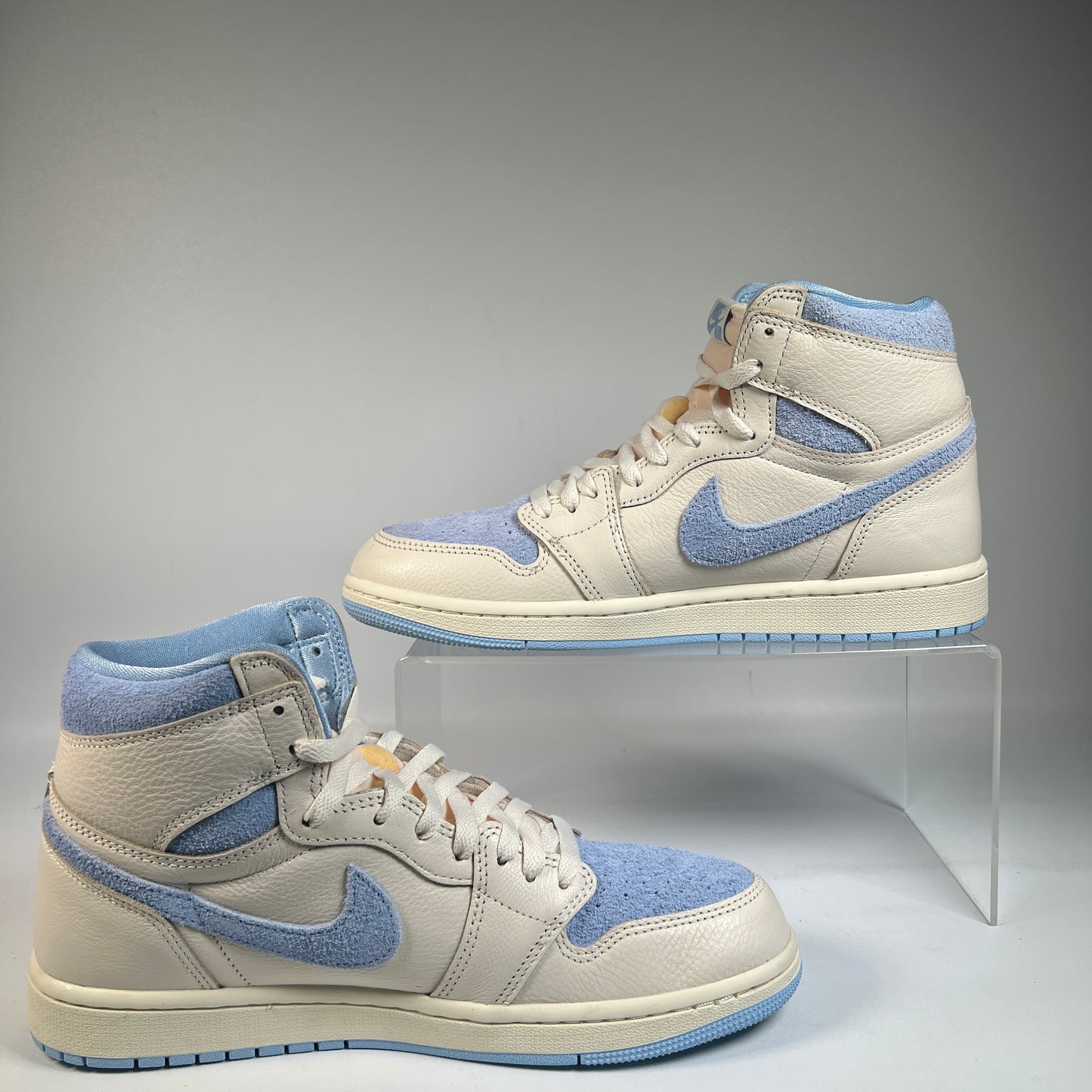 Jordan 1 High Pale Ivory Psychic Blue (2026) Size 9m / 10.5w USED s23148