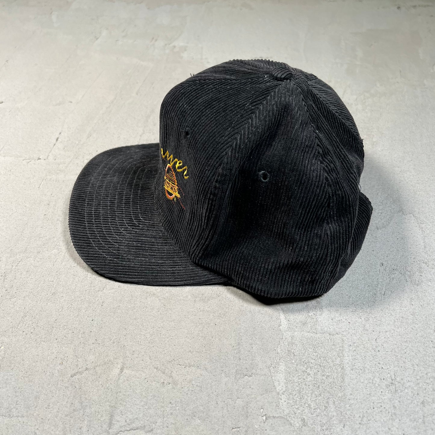 1990s Vancouver Canucks Black Corduroy Hat USED v19722