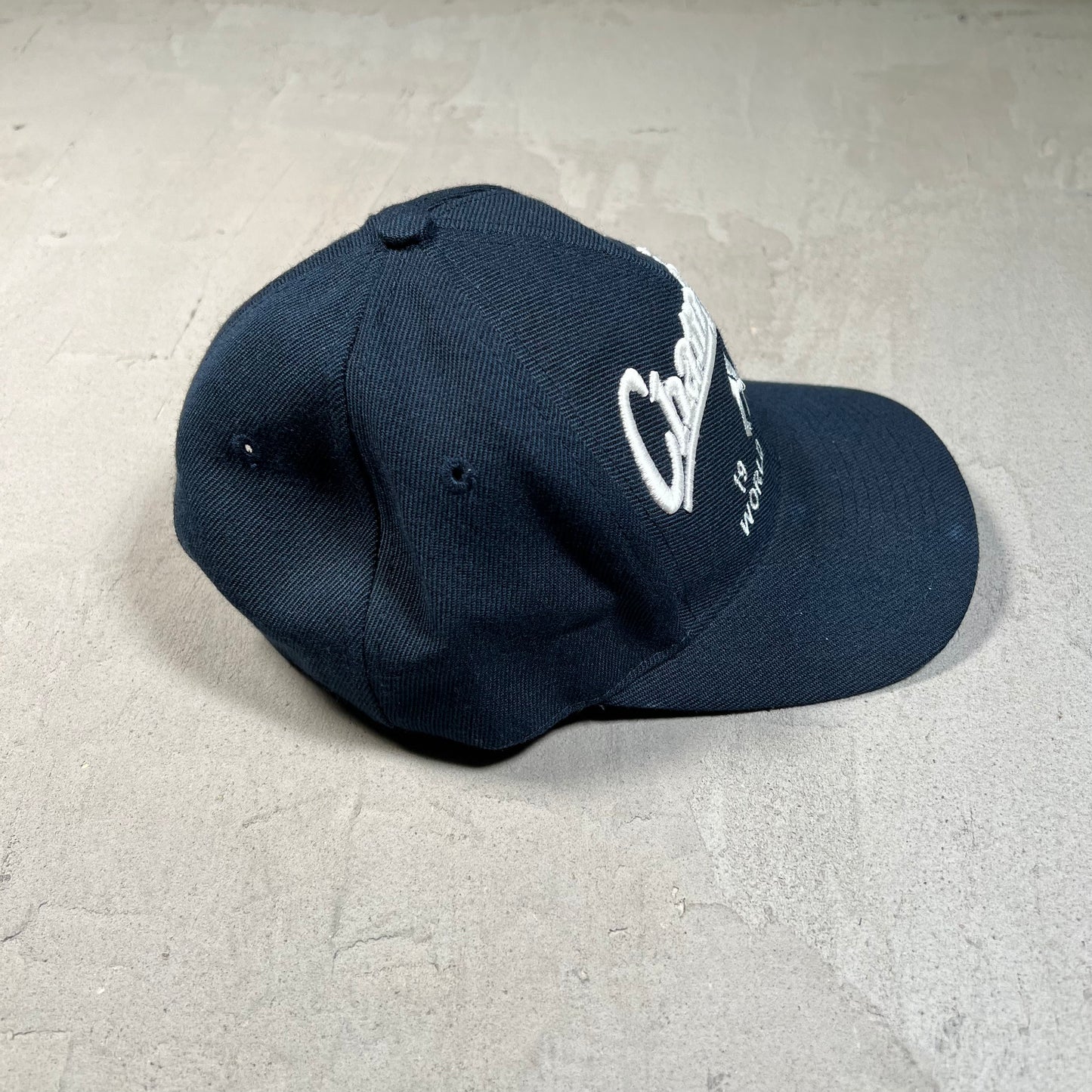 1999 Yankees Navy World Series Snapback Hat USED v19727