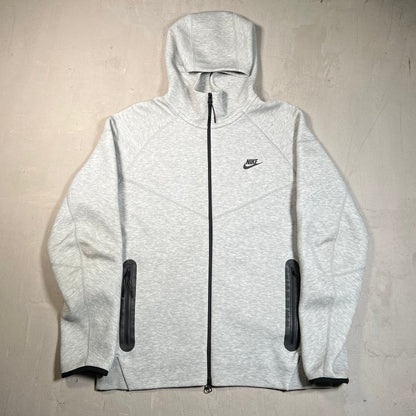 Nike Grey Tech Fleece Size Large USED v19732