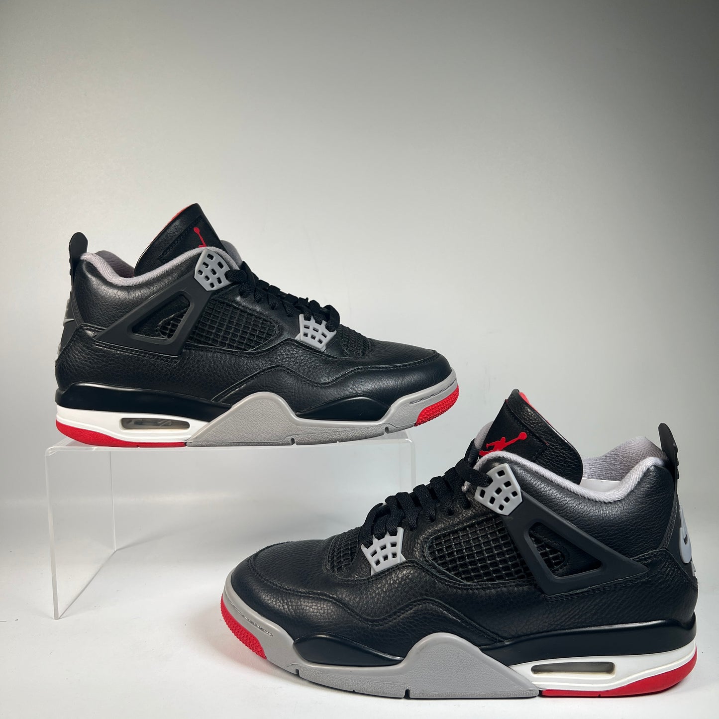 Jordan 4 Bred Reimagined (2024) Size 9.5 USED s23173