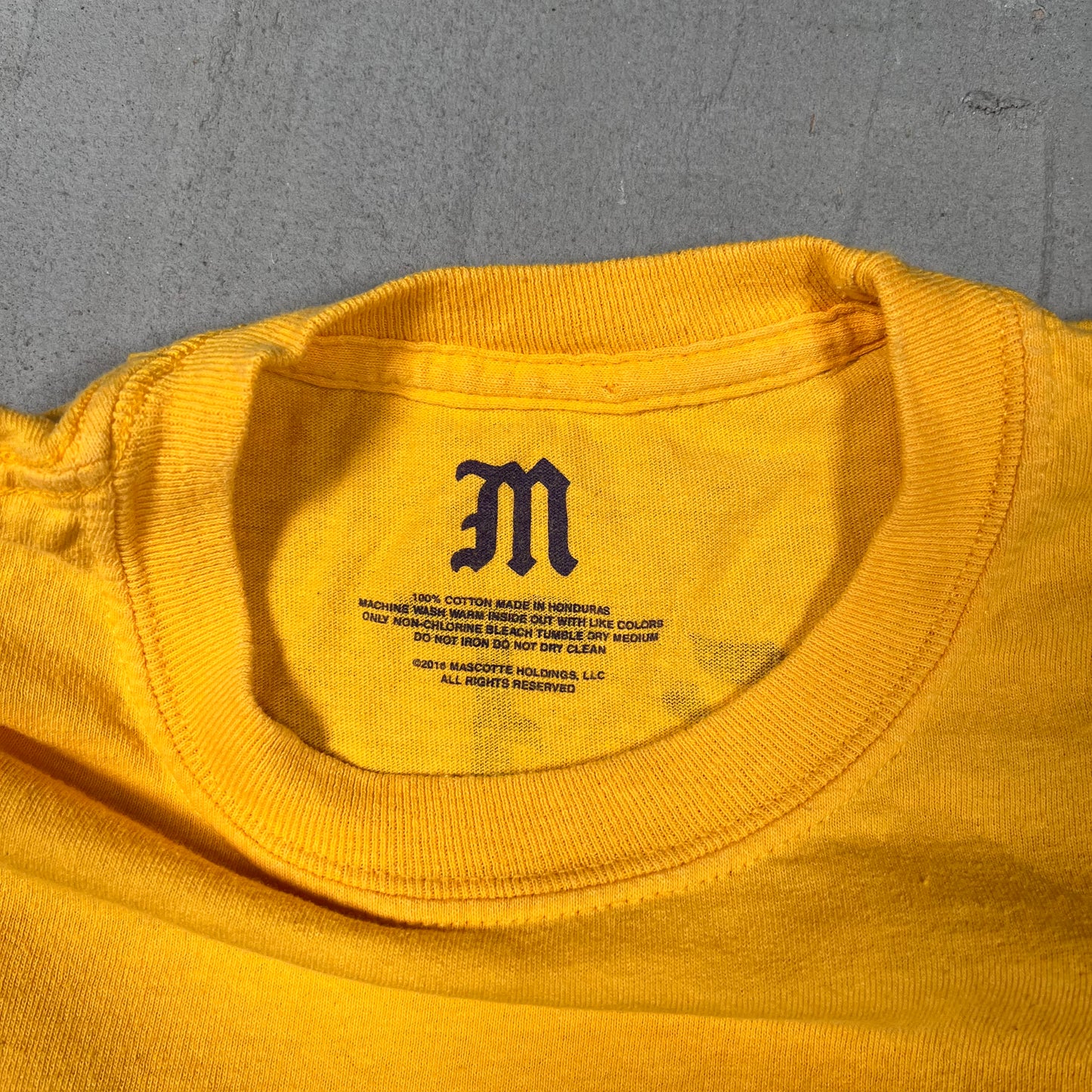 Kanye West I Feel Like Kobe Yellow Longsleeve Size Medium USED x17846