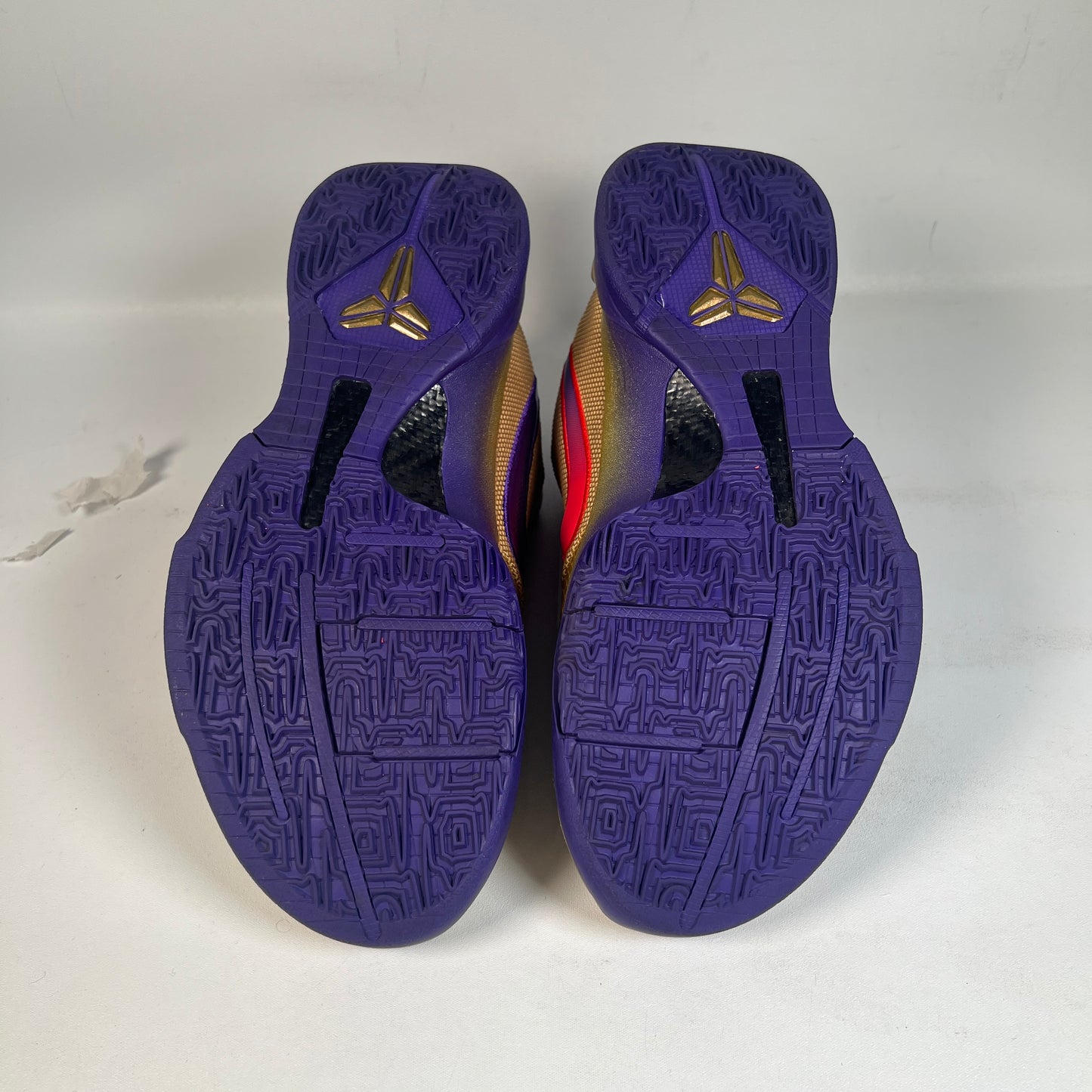 Nike Kobe 5 Undefeated Hall of Fame (2021) Size 7 USED s23091
