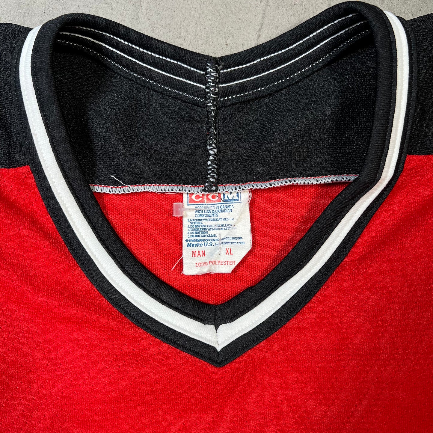 1990s CCM NJ Devils Red Jersey Size XL USED v19716