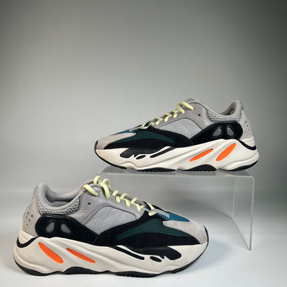 Yeezy 700 Wave Runner (2018) Size 9 USED s22777