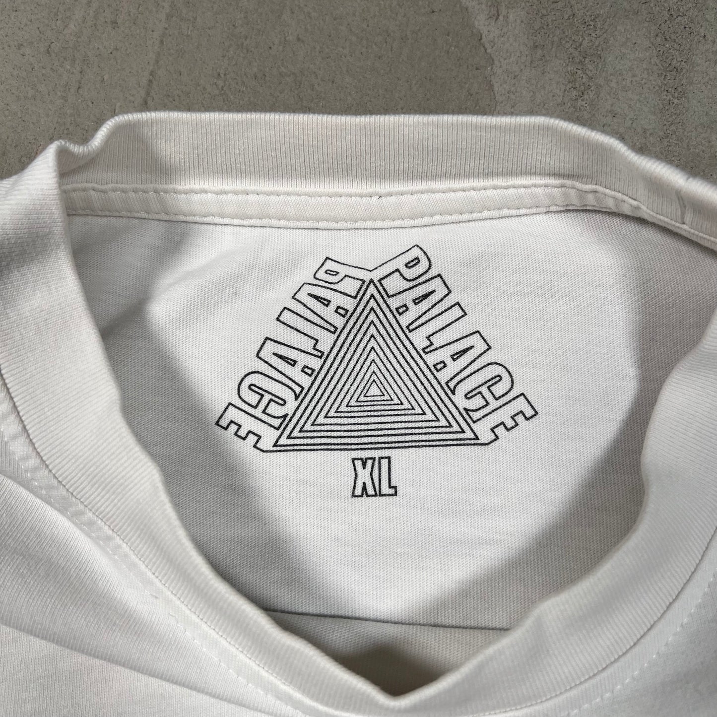 Palace Transparency White Tee Size XL USED x17831