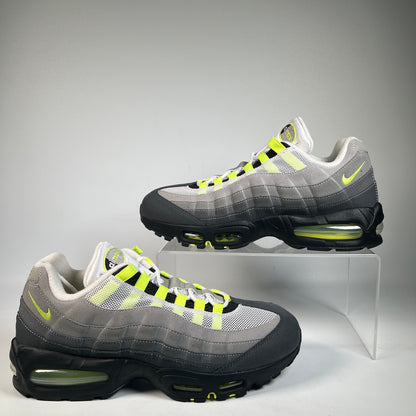 Nike Air Max 95 Big Bubble Neon (2025) Size 10.5 USED s23102