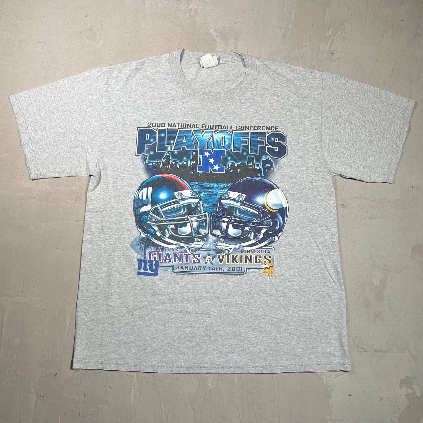 2000 NFC Championship "Helmets" Tee Grey Size Large USED v19700