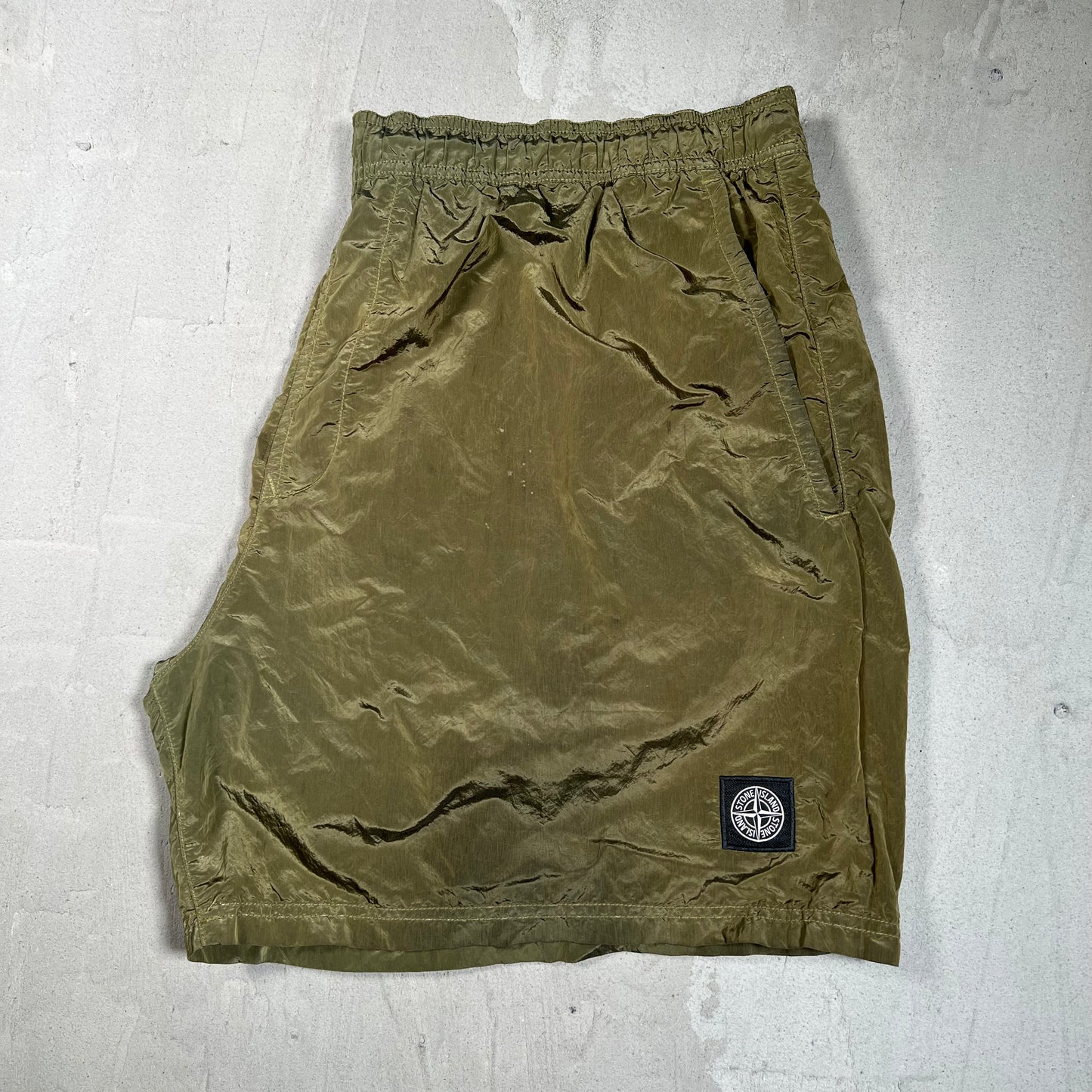 Stone Island Olive Green Nylon Shorts Size XXL USED x17869