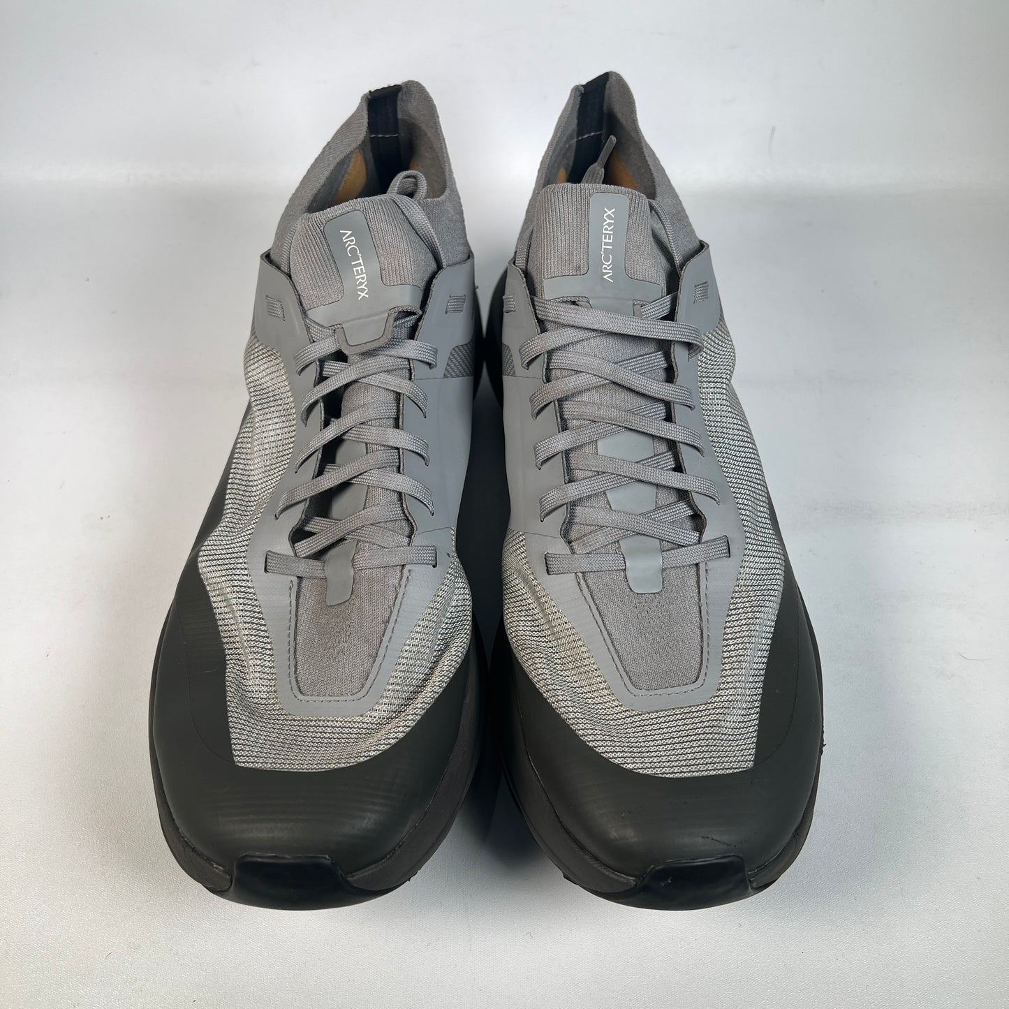 Arc'teryx Sylan Smoke Shark (2024) Size 11 USED s23090