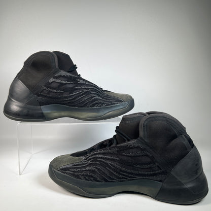 Yeezy QNTM Onyx (2021) Size 11.5 USED s23155