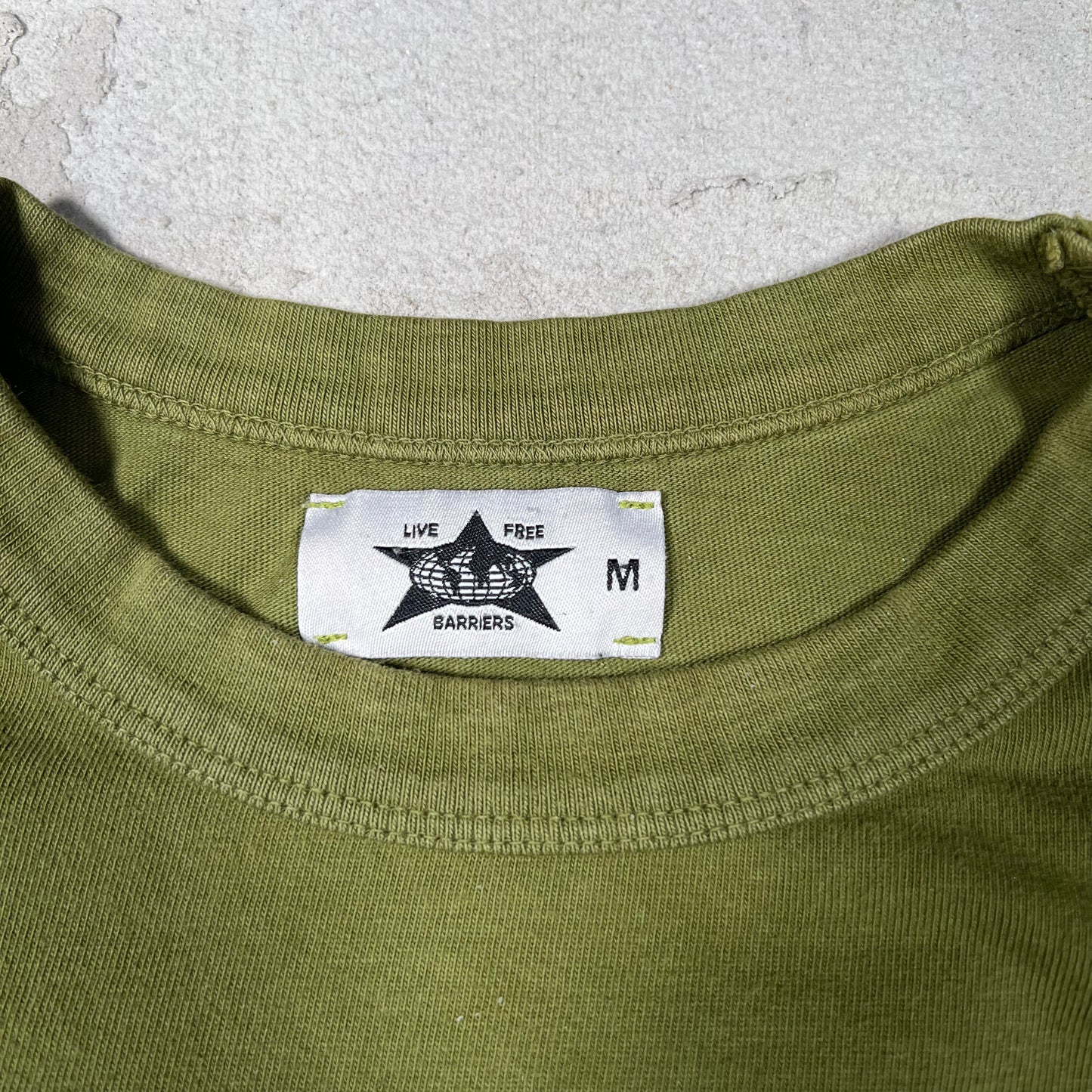 Barriers Nas Green Tee Size Medium USED x17829