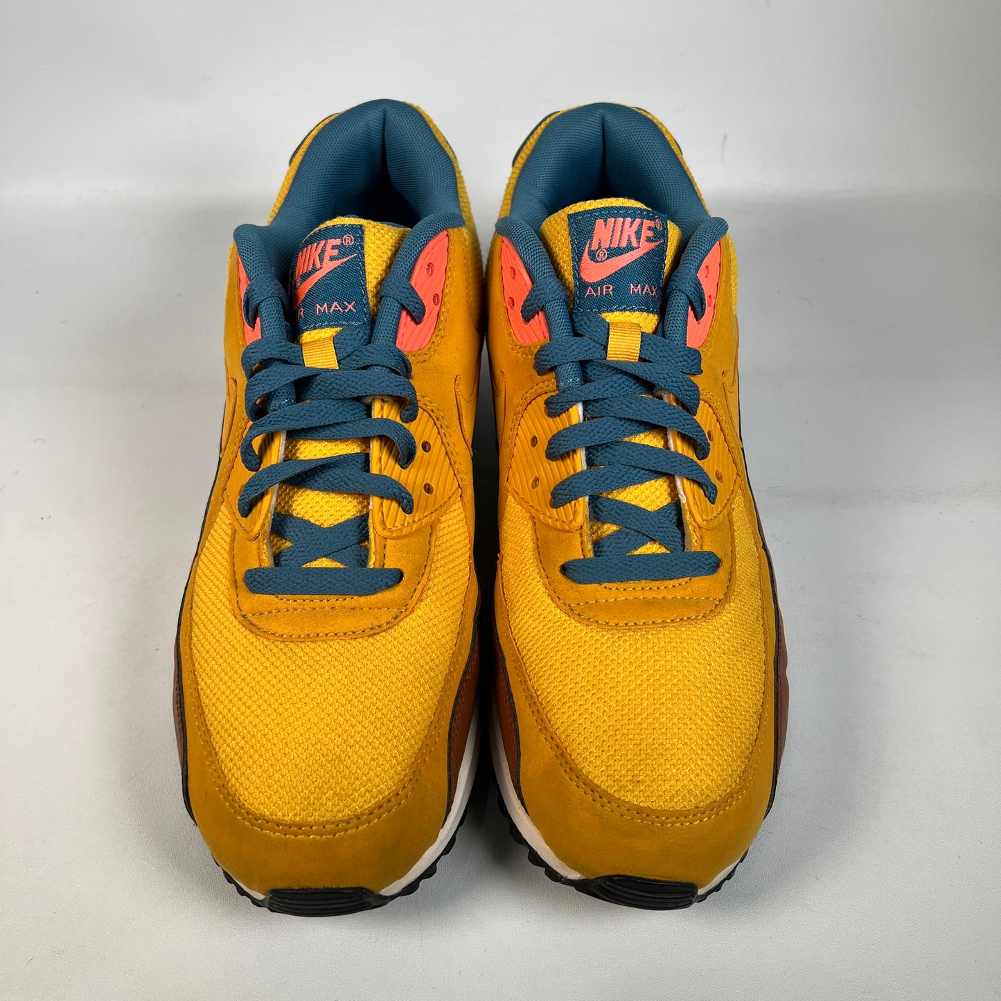 Nike Air Max 90 University Gold Cognac (2015) Size 11 USED s22838