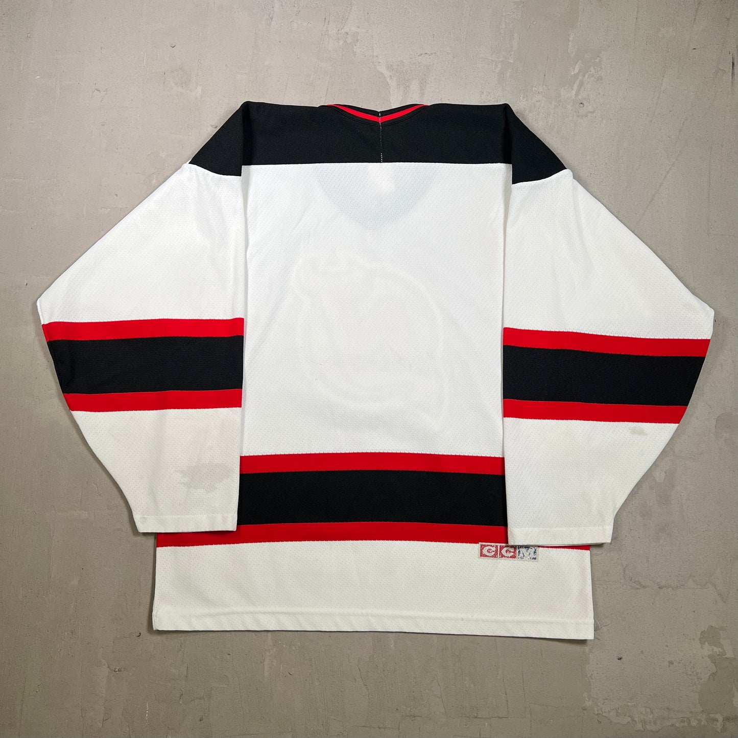 1990s CCM NJ Devils White Jersey Size Medium USED v19717