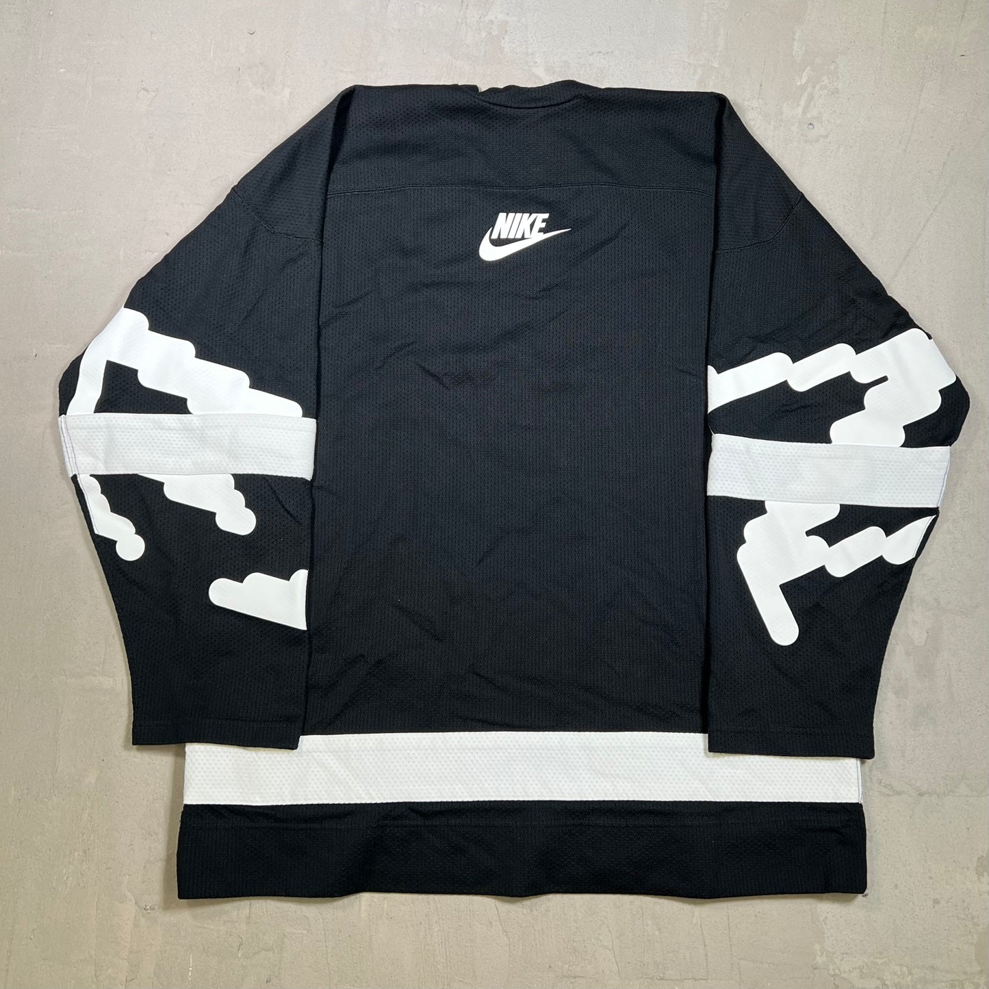 Nike NSW Club Hockey Black Longsleeve Jersey Size Medium USED v19738