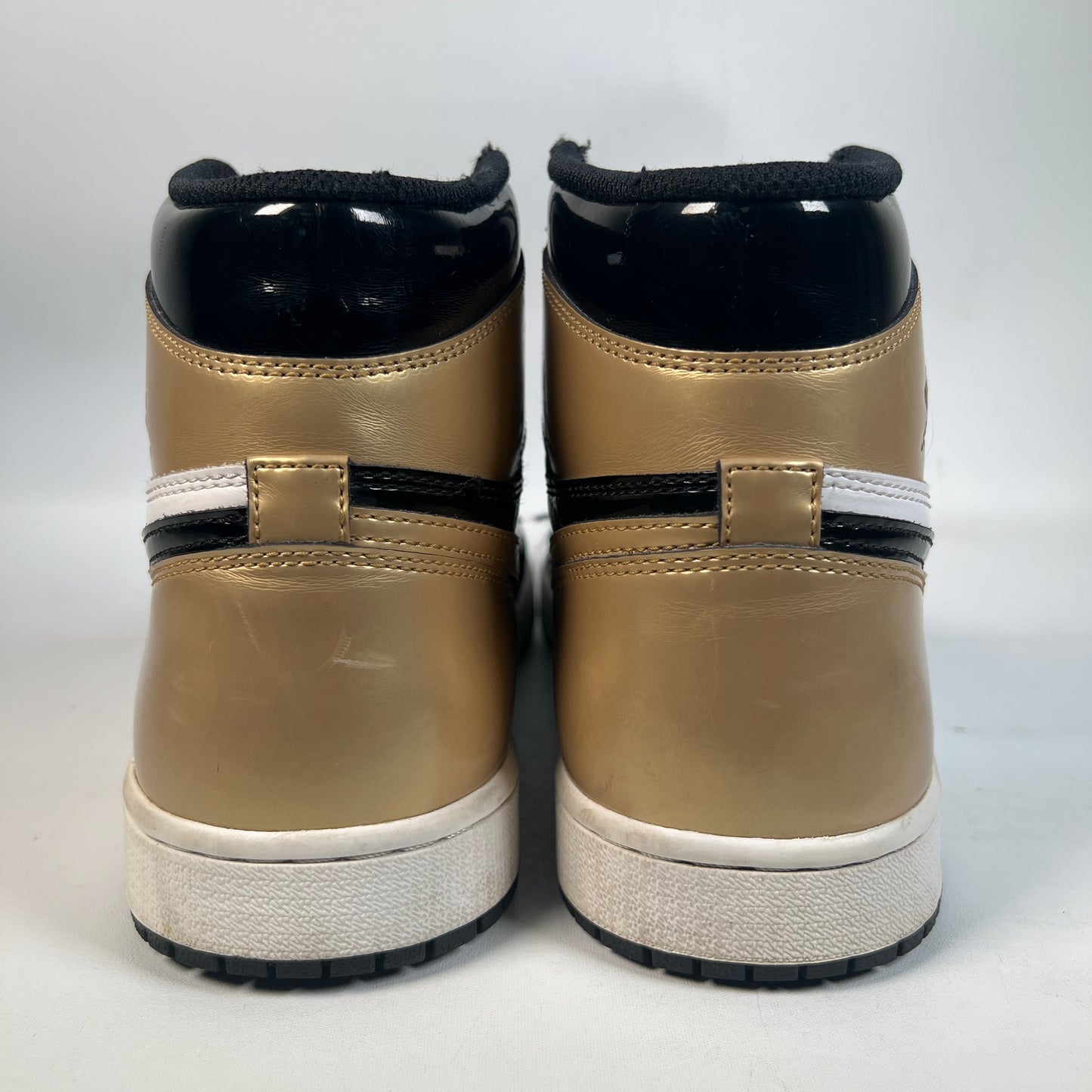 Jordan 1 High Patent Gold Toe (2018) Size 10.5 USED s22858