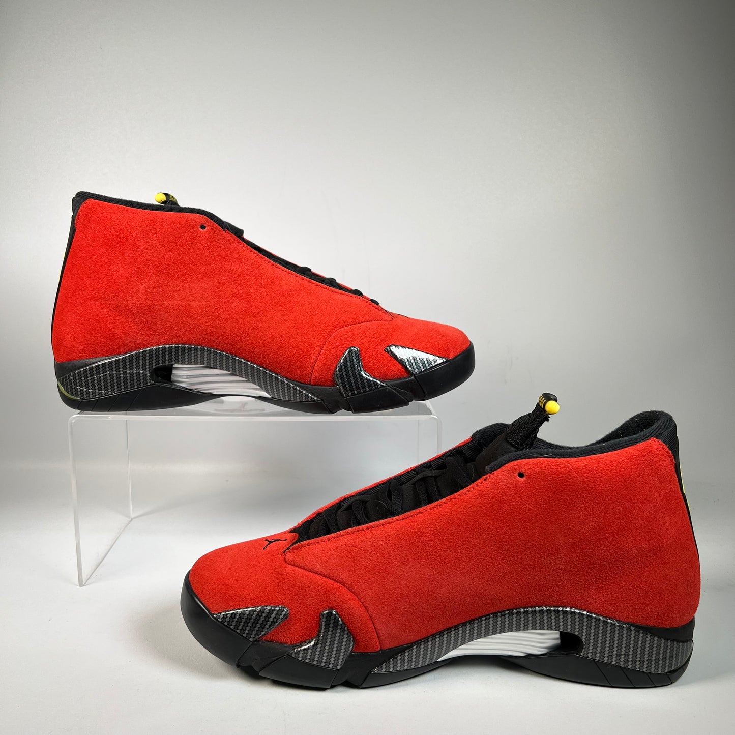 Jordan 14 Ferrari (2024) Size 10.5 USED s22774