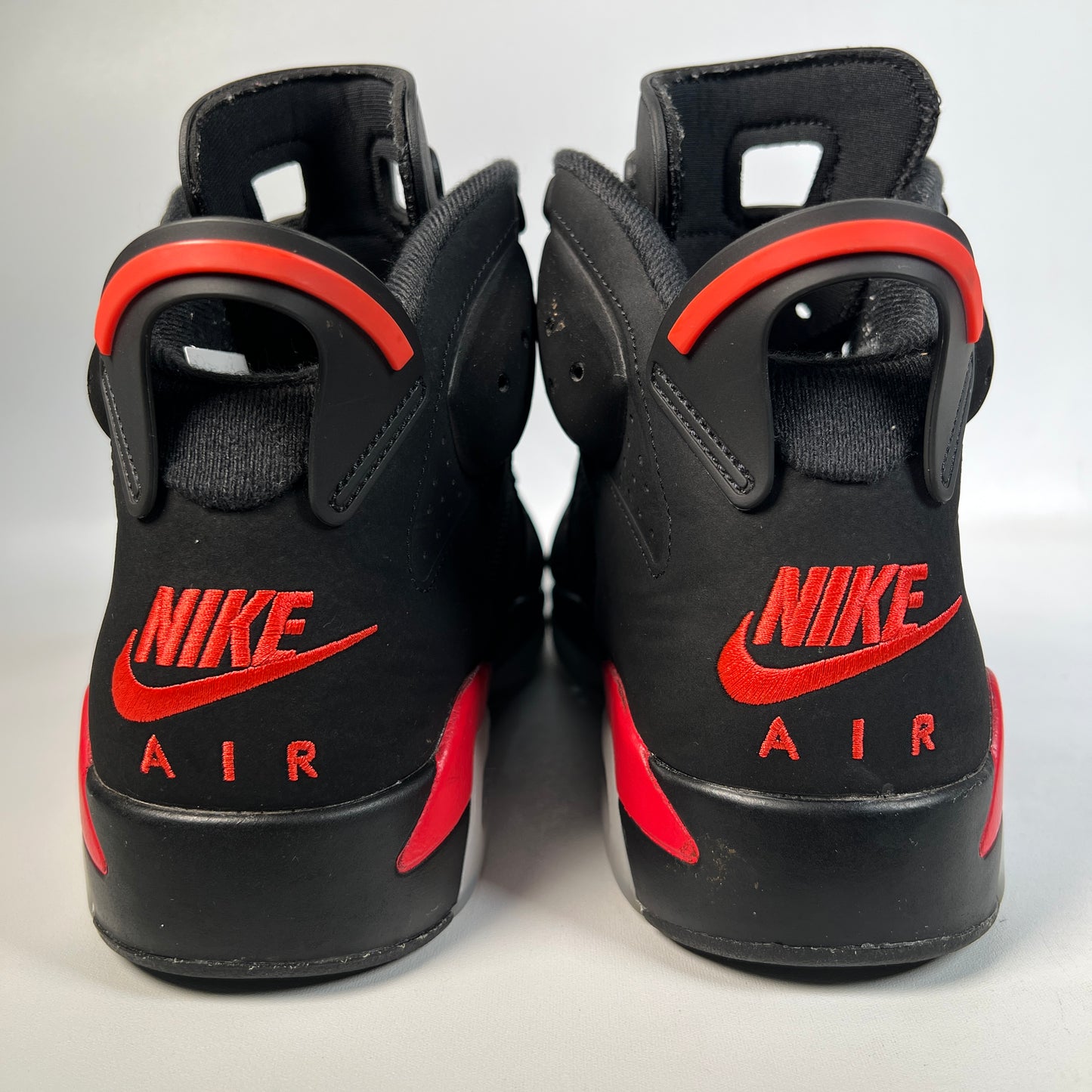 Jordan 6 Infrared Salesman (2026) Size 9 USED s23204