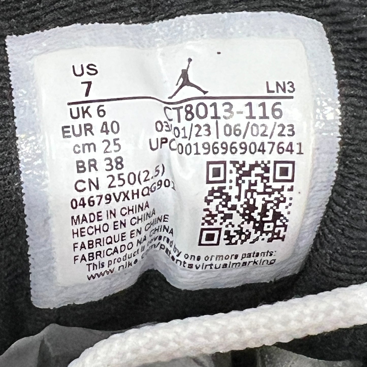 Jordan 12 Cherry (2023) Size 7 USED s23094