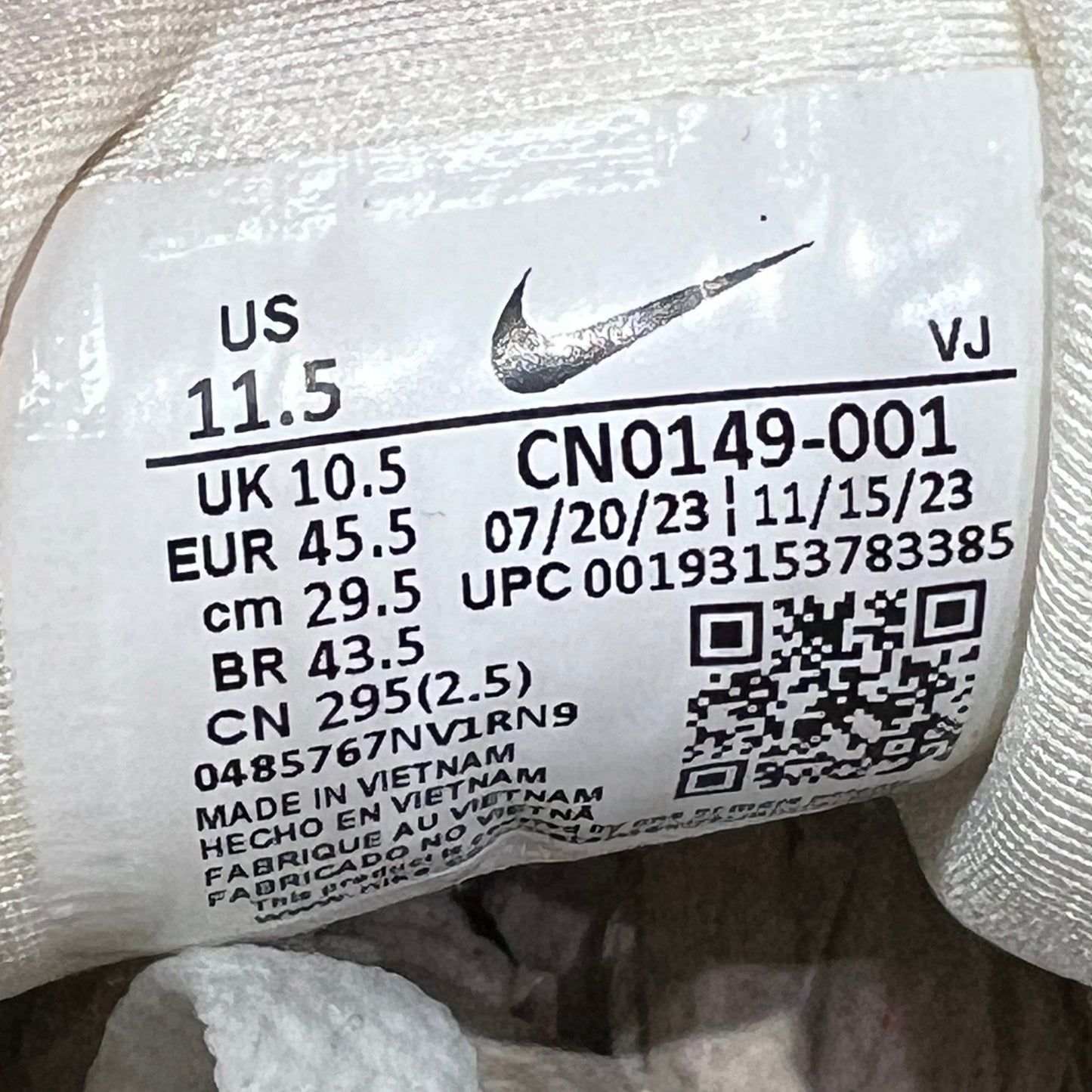 Nike P-6000 Metallic Silver (2023) Size 11.5 USED s23001