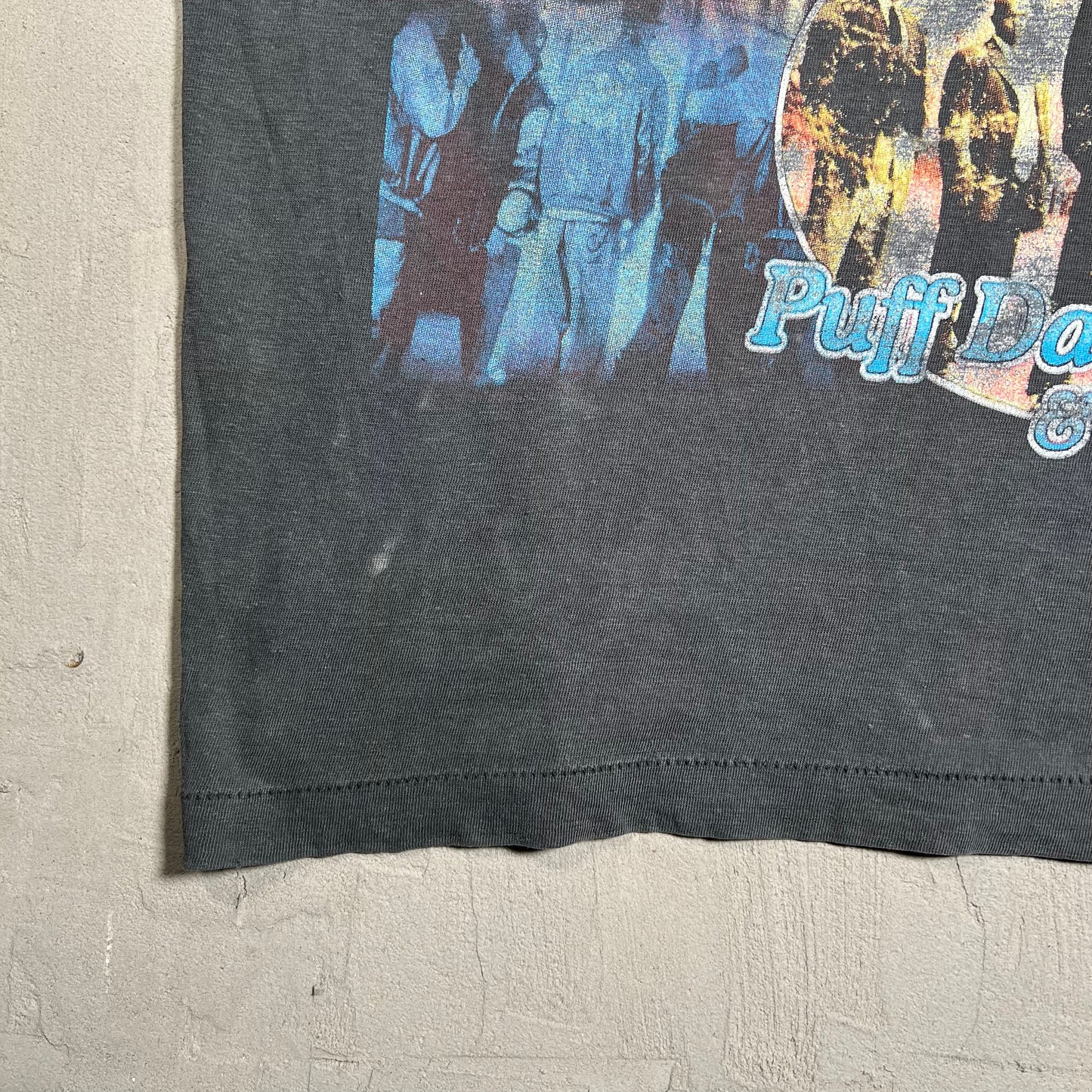 1990s Puff Daddy P Diddy Hold Me Down Rap Style Washed Black Tee Size XL USED v19760