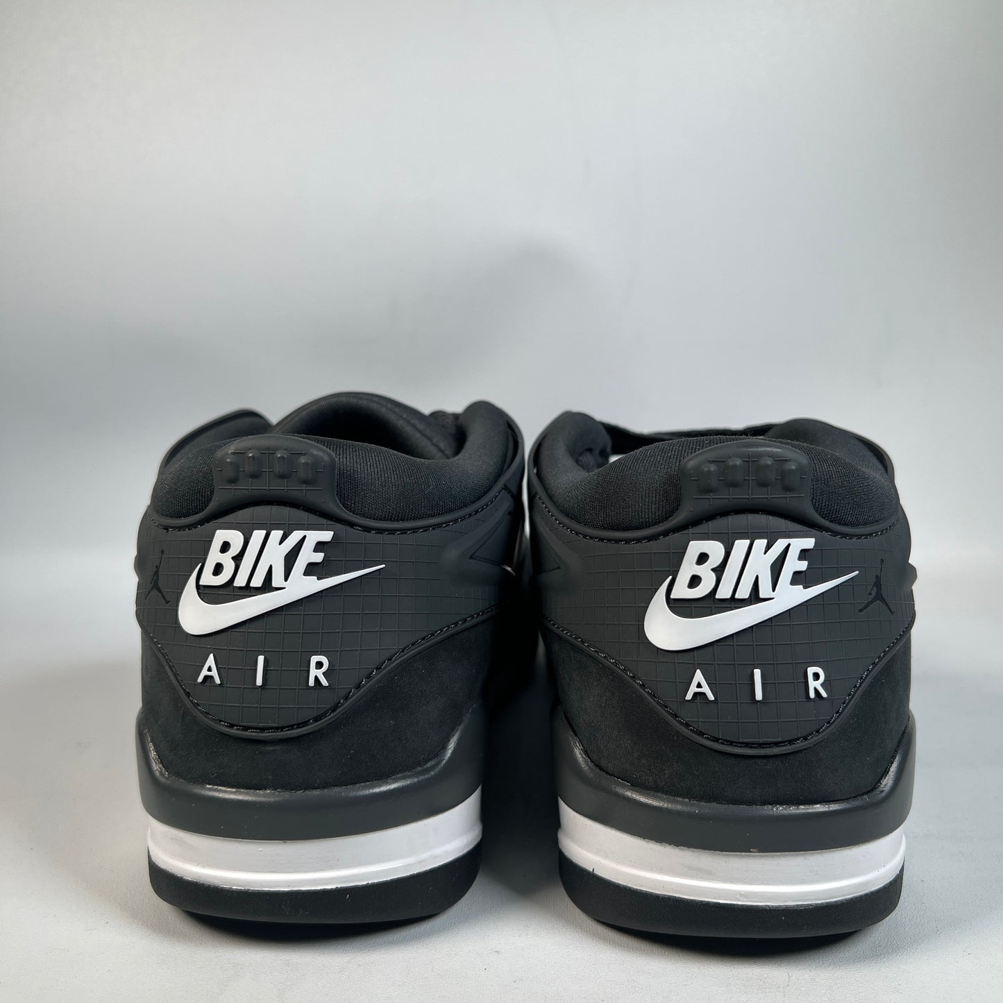 Jordan 4 RM Nigel Sylvester Driveway Grey (2024) Size 9.5 USED s23232