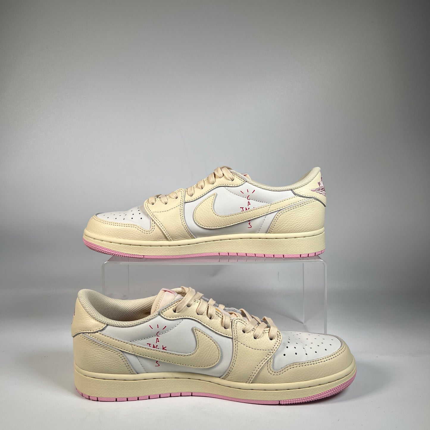 Jordan 1 Low Travis Scott Shy Pink (2026) Size 9.5 USED s23254