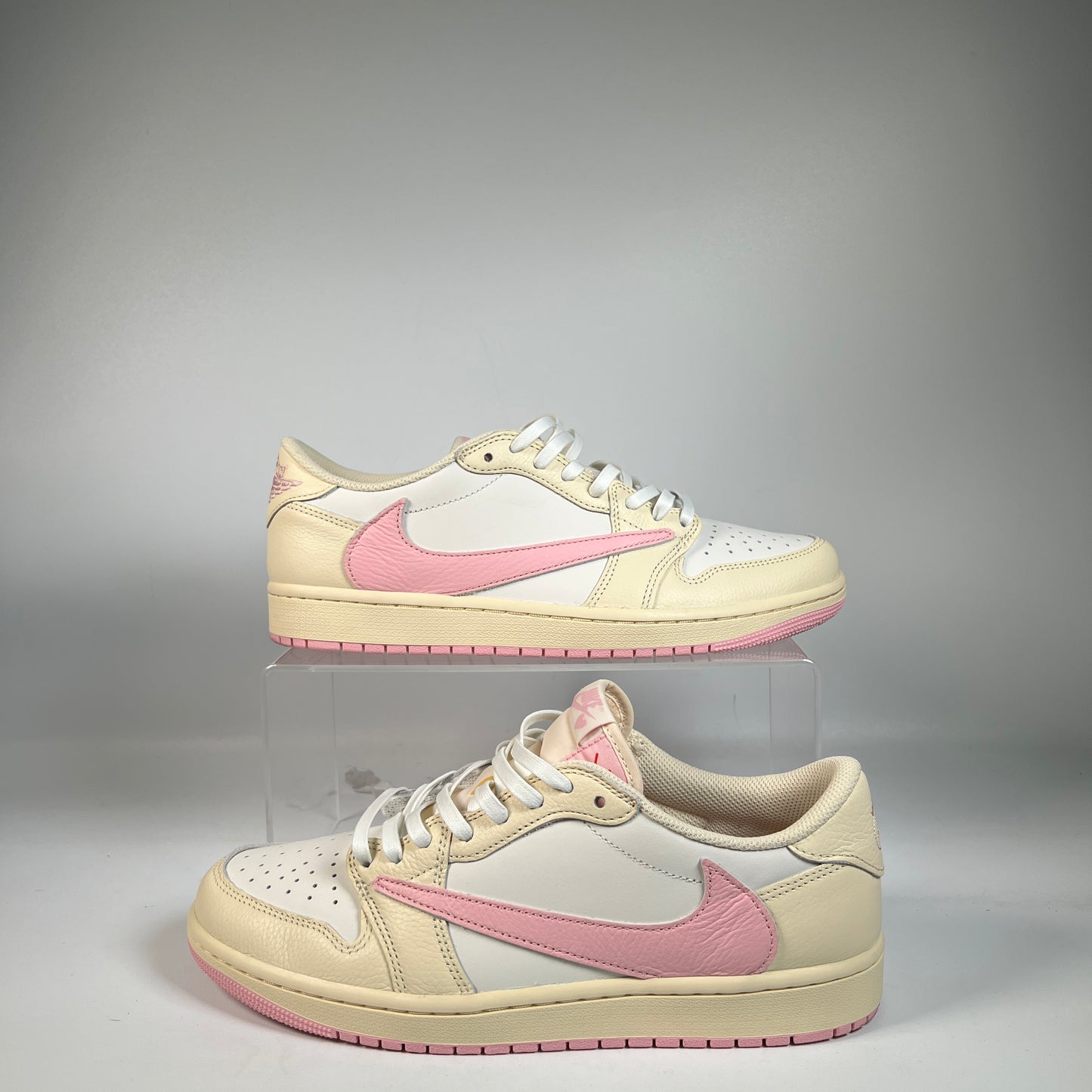 Jordan 1 Low Travis Scott Shy Pink (2026) Size 9 USED s23216
