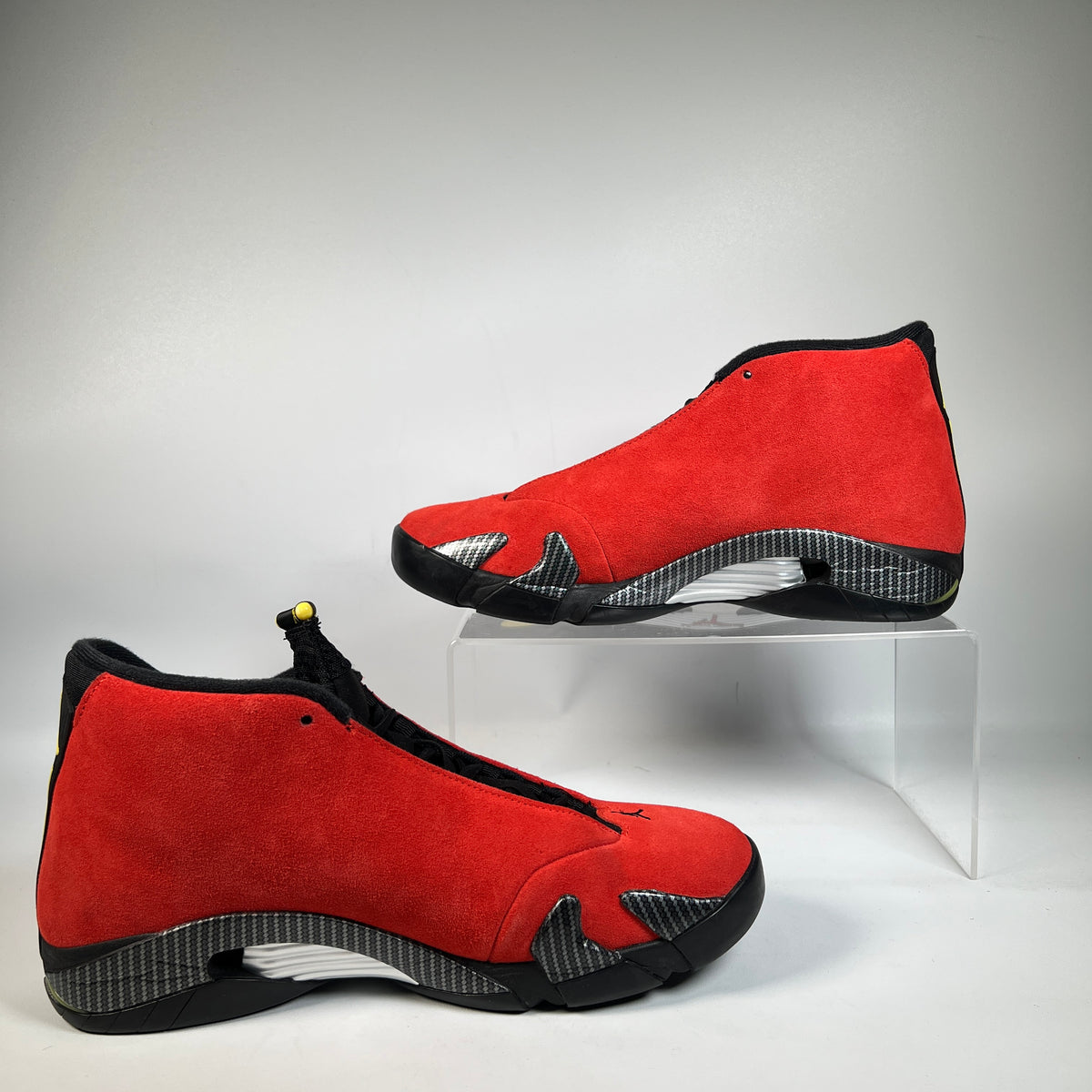 Jordan 14 Ferrari (2025) Size 10 USED s23218