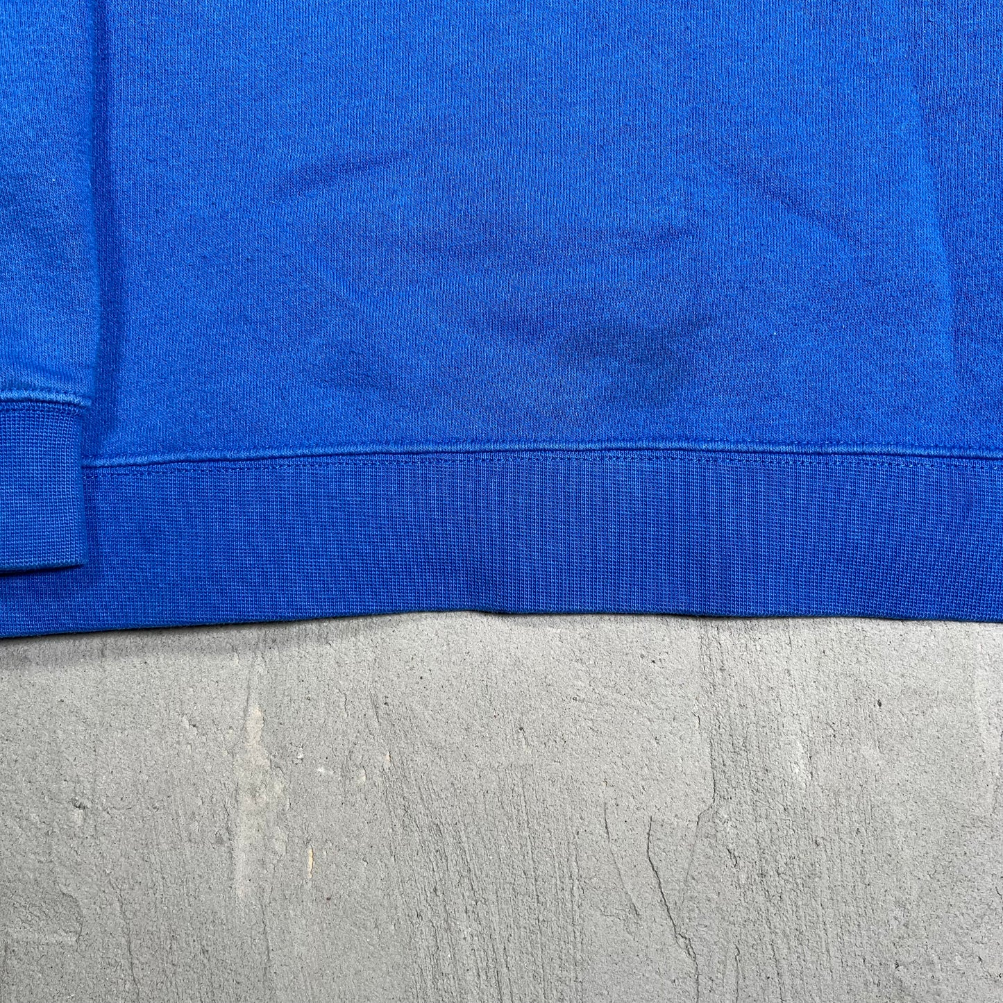 Y2K Nike Blue Tag Royal Blue Crewneck Size Medium USED v19686