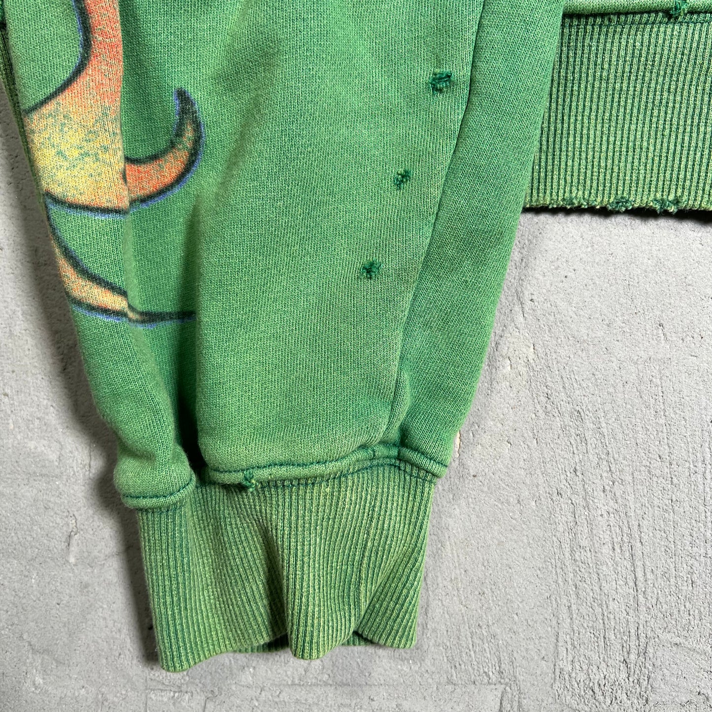 Vale Forever Inferno Green Zip Up Hoodie Size Large USED x17798