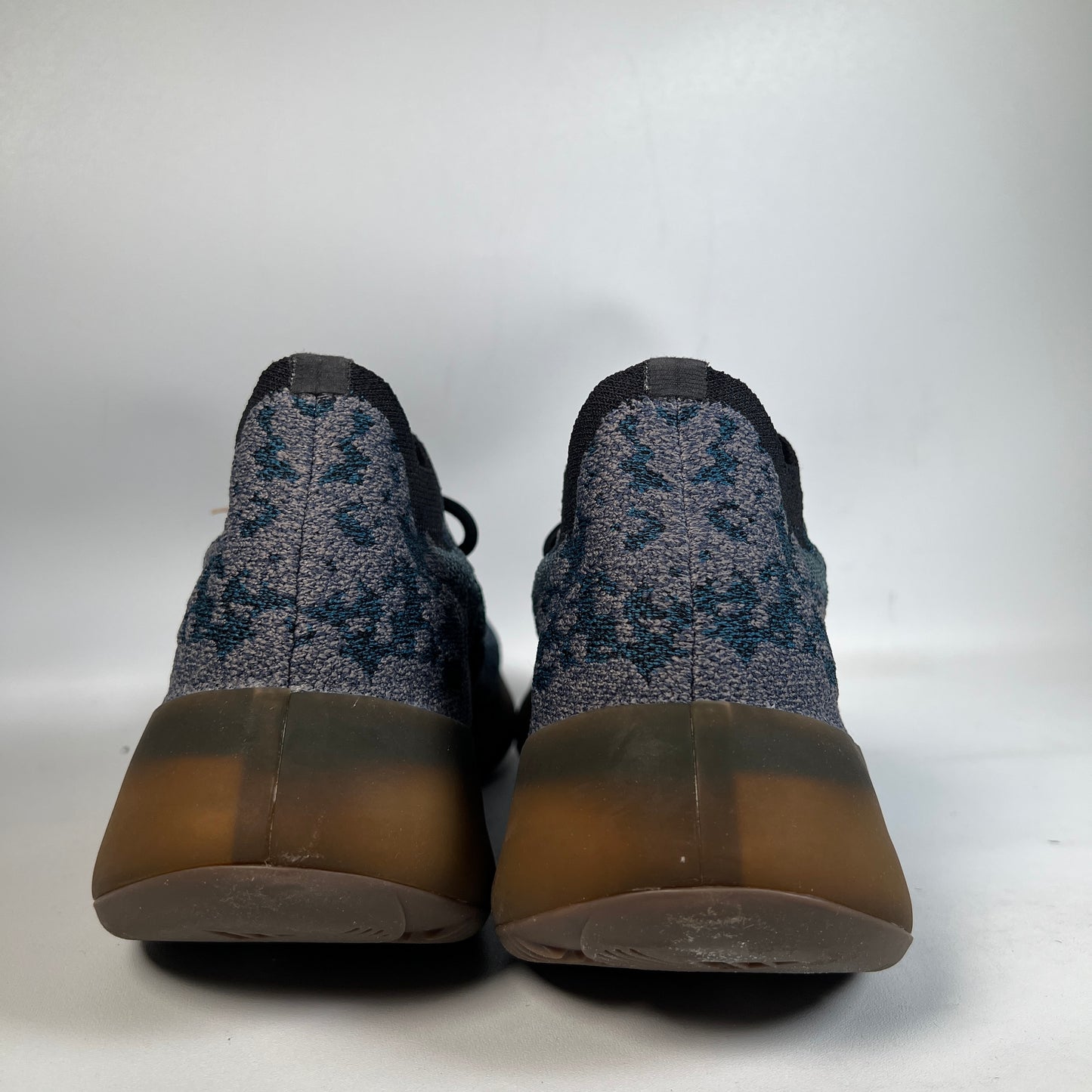 Yeezy 380 Covellite (2021) Size 9 NEW s23242
