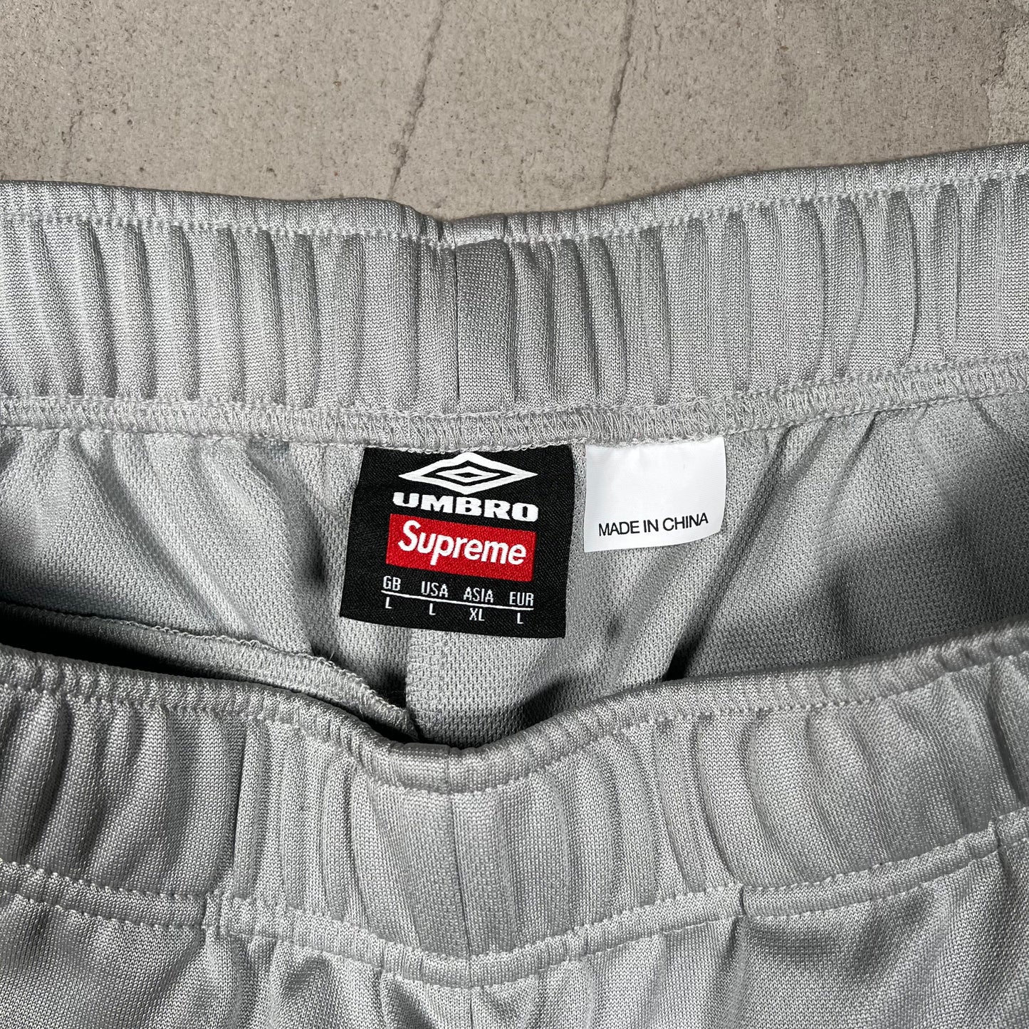 Supreme Umbro Break-Away Grey/Blue Track Sweatpants Size Large NEW x17855