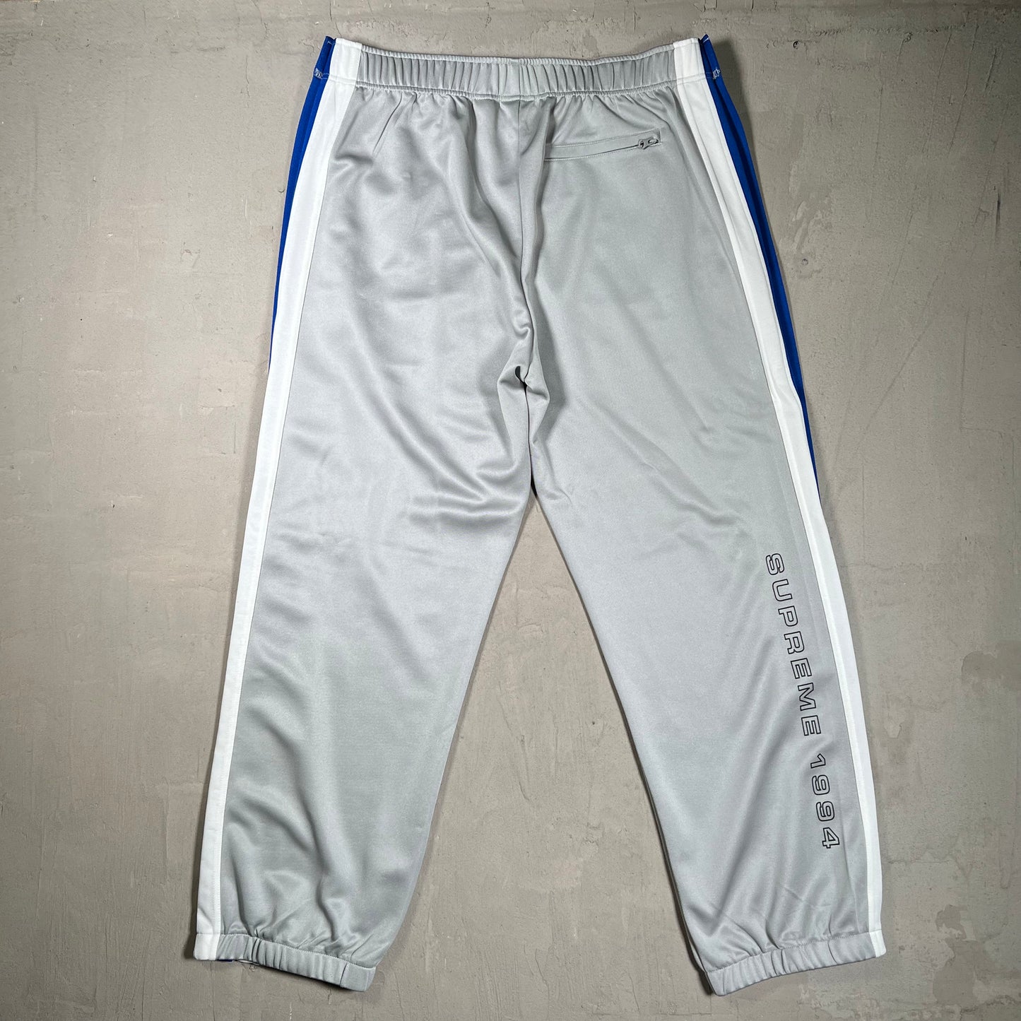 Supreme Umbro Break-Away Grey/Blue Track Sweatpants Size Large NEW x17855