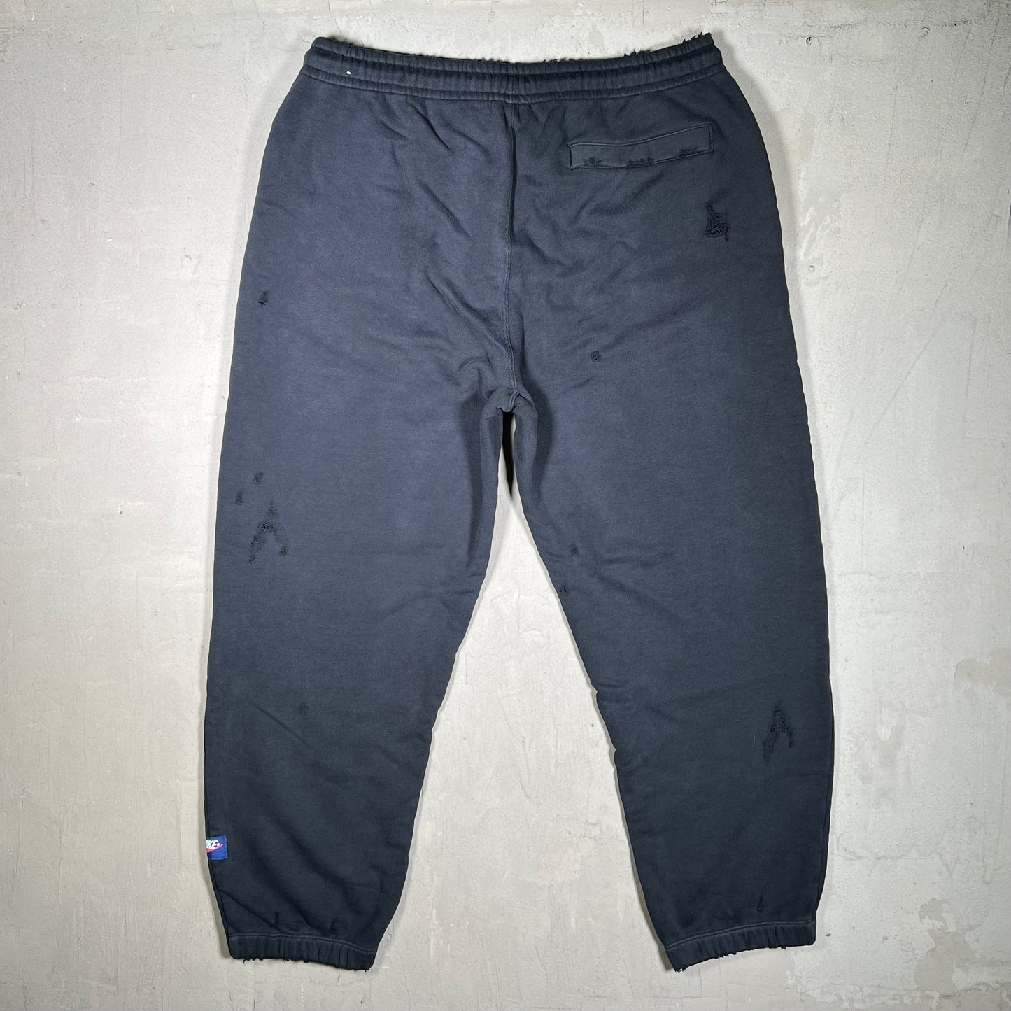 Jordan Wing Logo Distressed Black Sweatpants Size Large USED v19734